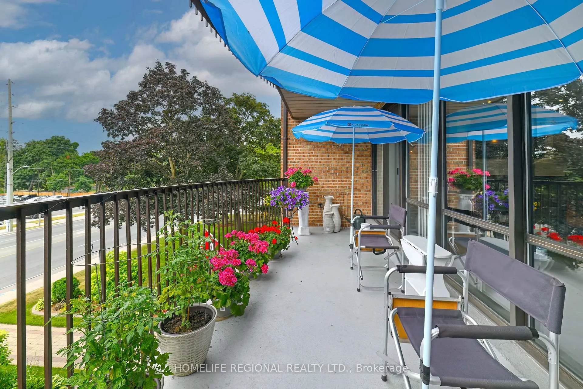 Photo 13 of Unit 306, 337 Simcoe Street N, Oshawa, O'Neill — HOMEH