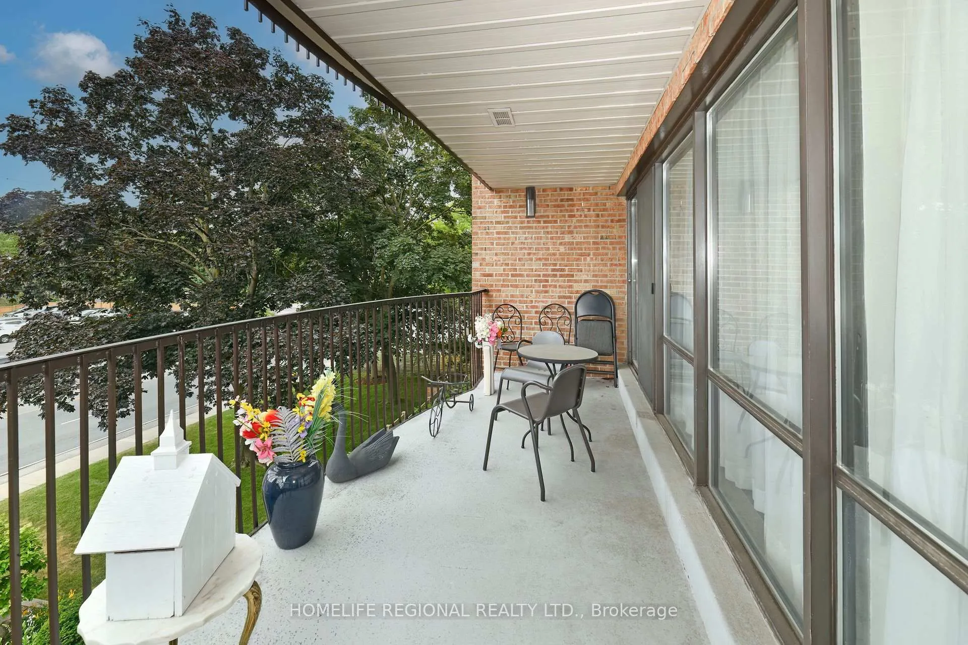 Photo 15 of Unit 306, 337 Simcoe Street N, Oshawa, O'Neill — HOMEH