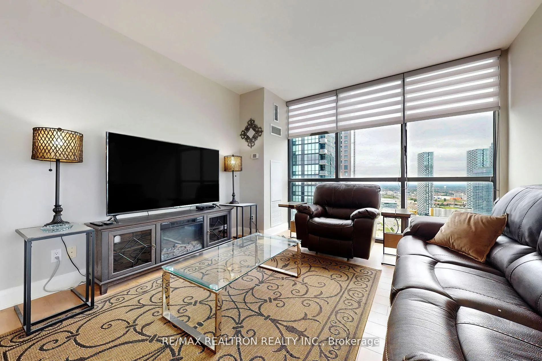 Photo 7 of Unit 3106, 2900 Highway 7 Road, Vaughan, Concord — HOMEH