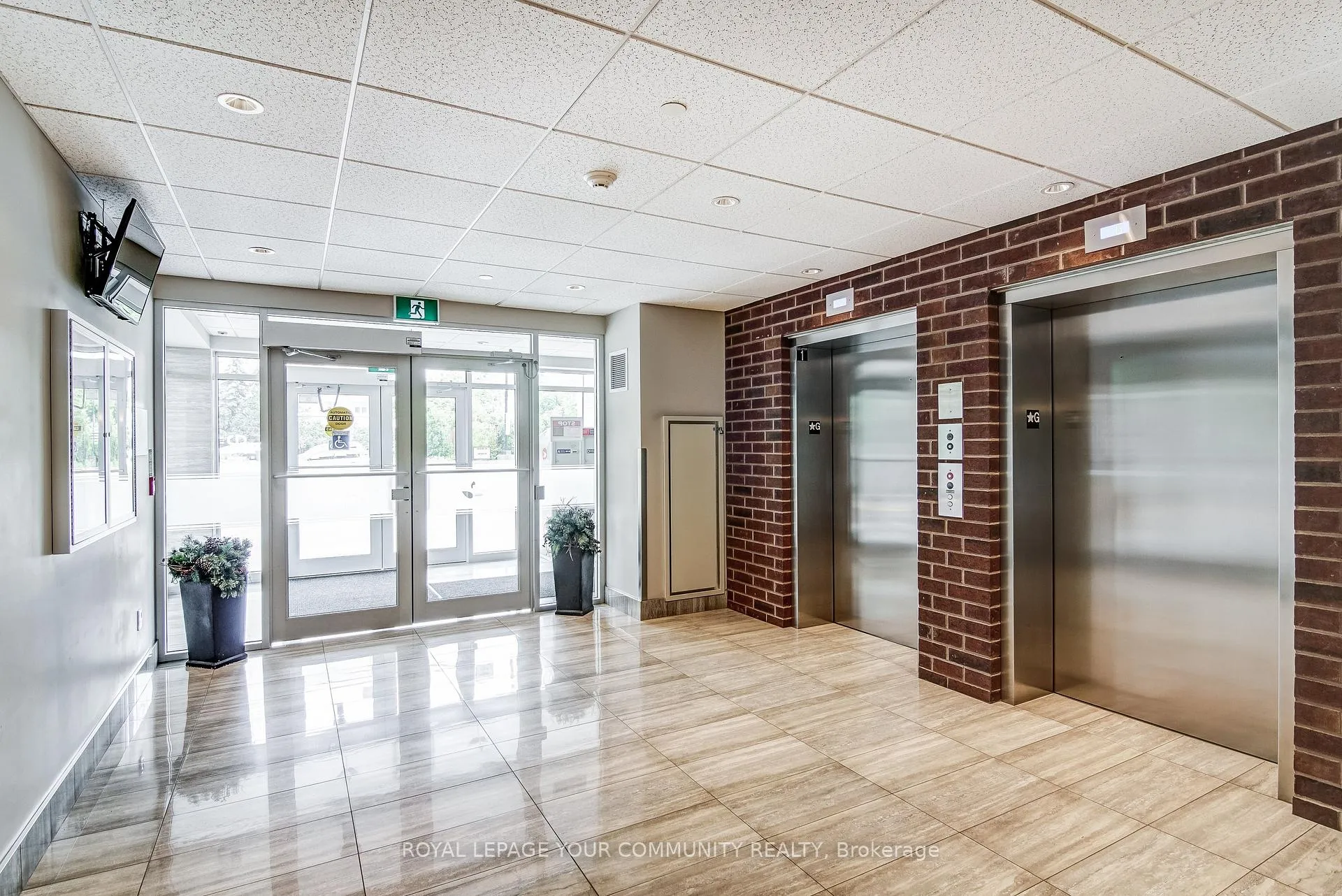 Photo 3 of Unit 506, 7768 Kennedy Road, Markham, Milliken Mills West — HOMEH