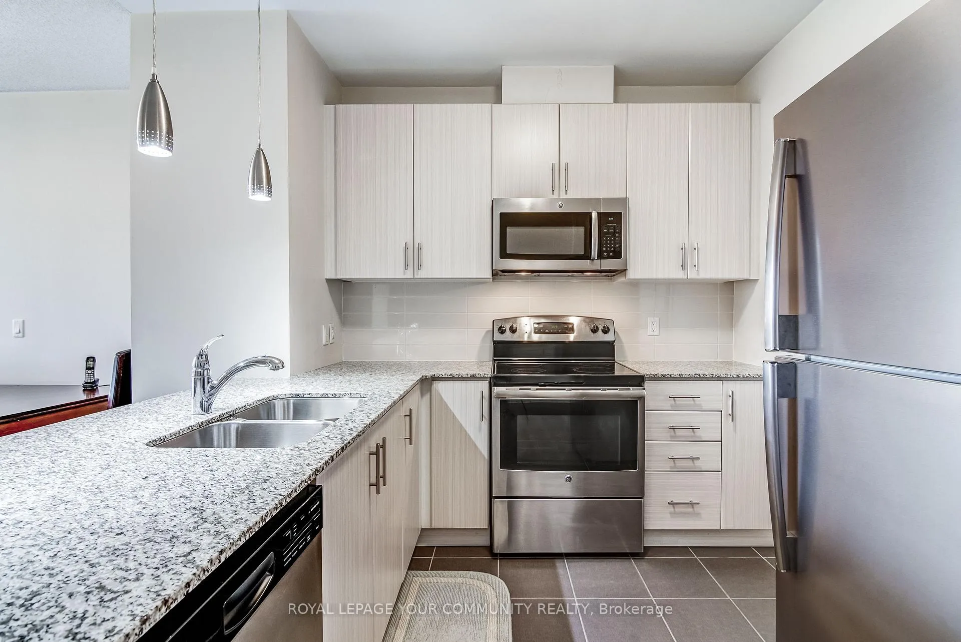 Photo 6 of Unit 506, 7768 Kennedy Road, Markham, Milliken Mills West — HOMEH