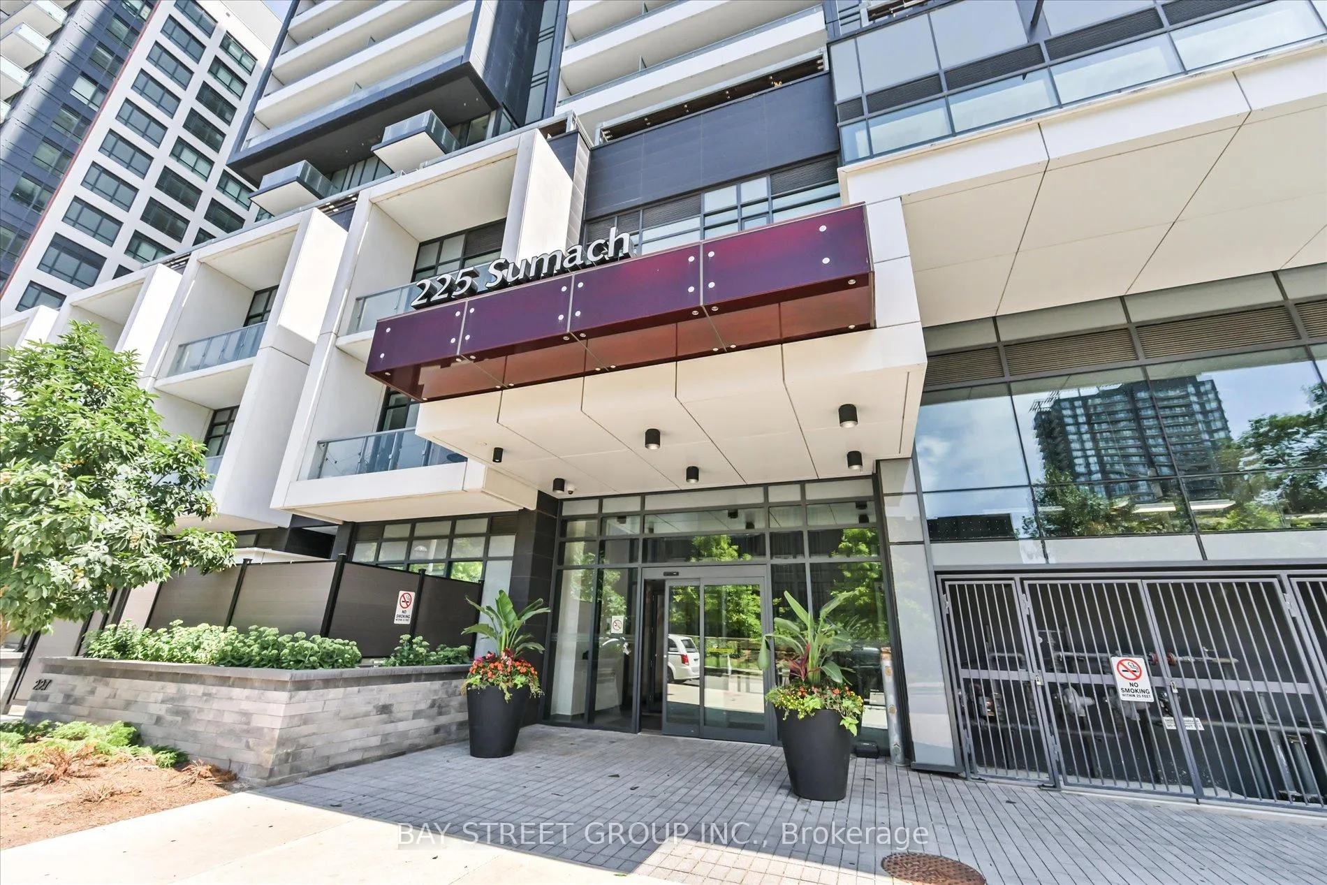 Photo 3 of Unit 2805, 225 Sumach Street, Toronto, Regent Park — HOMEH