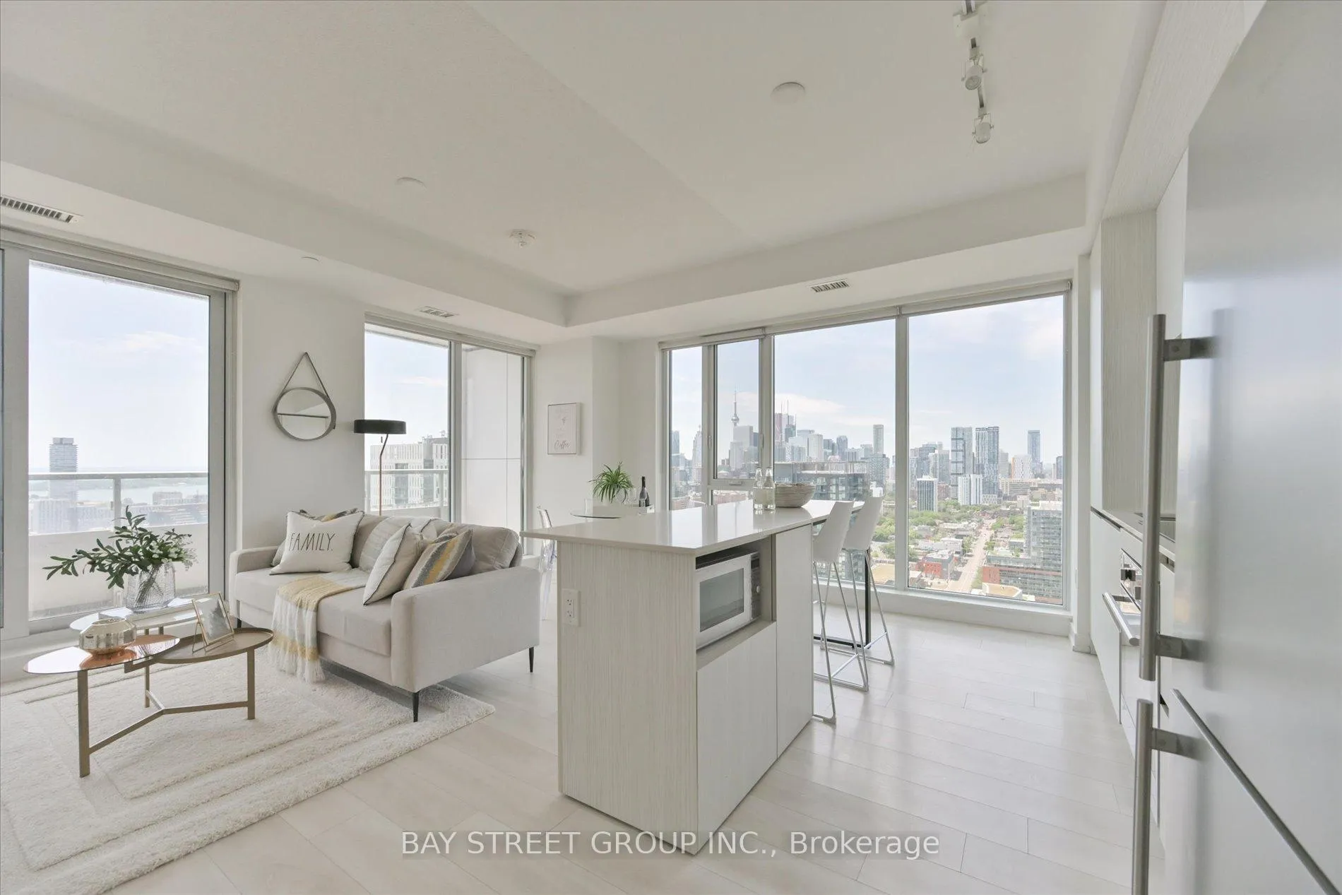 Photo 9 of Unit 2805, 225 Sumach Street, Toronto, Regent Park — HOMEH