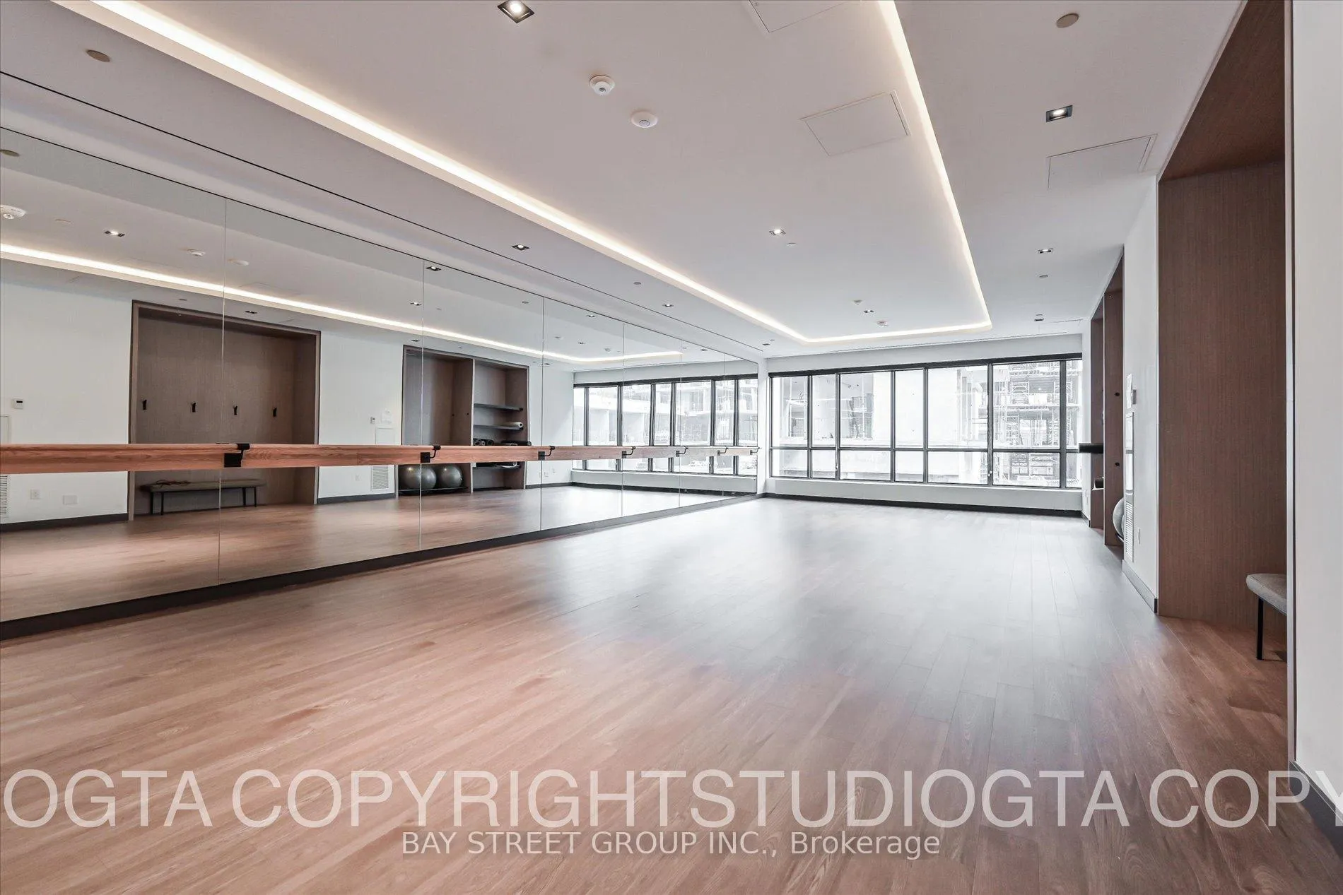 Photo 31 of Unit 2805, 225 Sumach Street, Toronto, Regent Park — HOMEH
