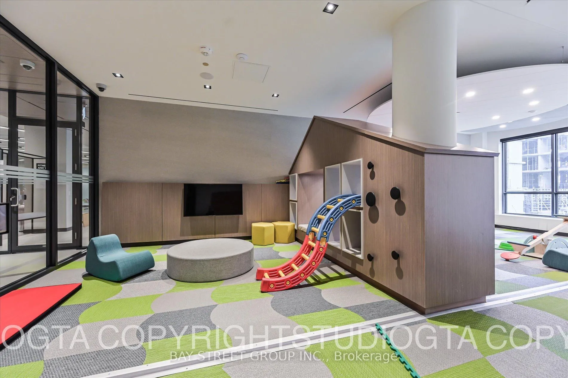 Photo 32 of Unit 2805, 225 Sumach Street, Toronto, Regent Park — HOMEH