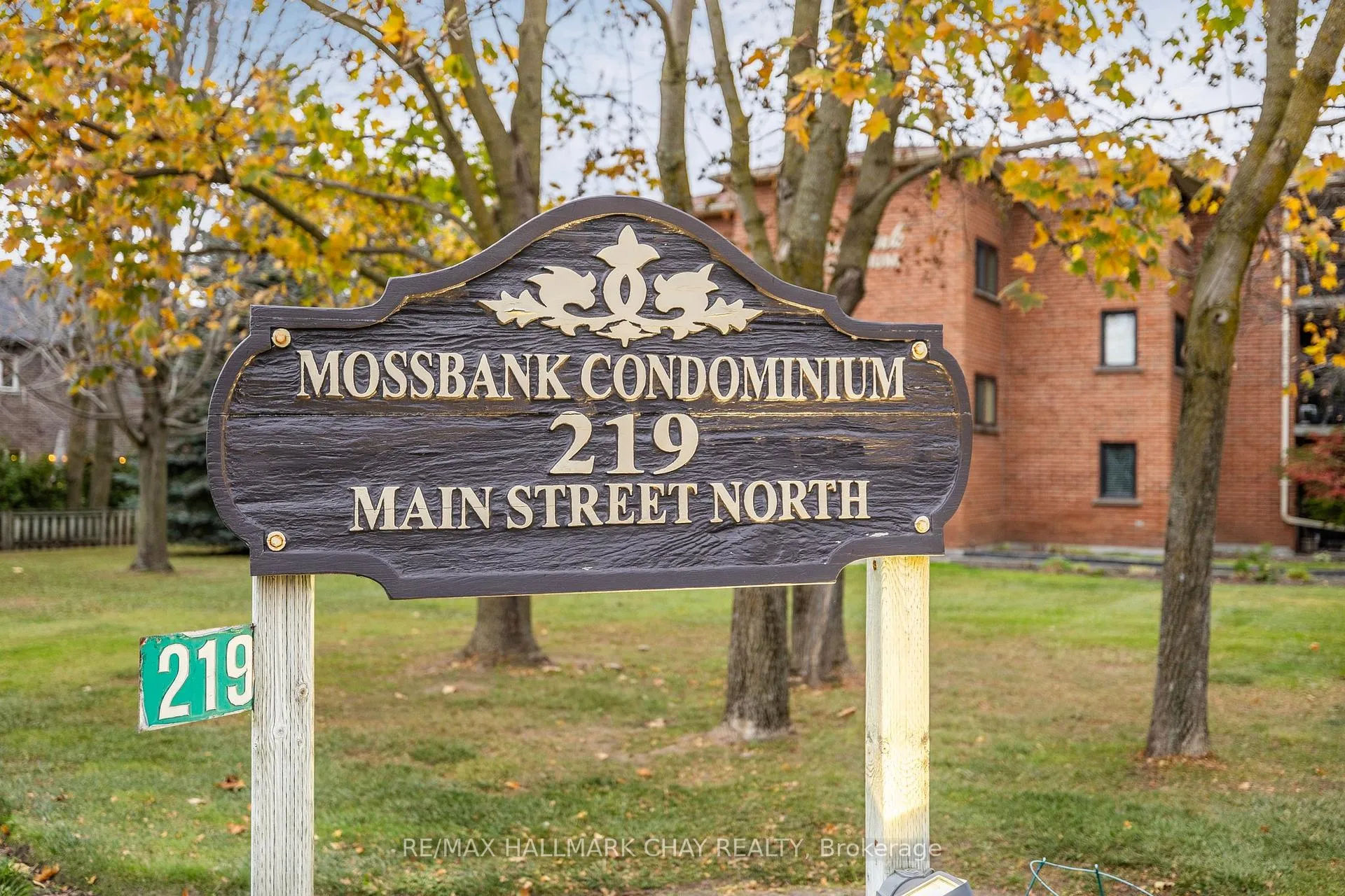Photo 4 of Unit 307, 219 Main Street N, Uxbridge — HOMEH