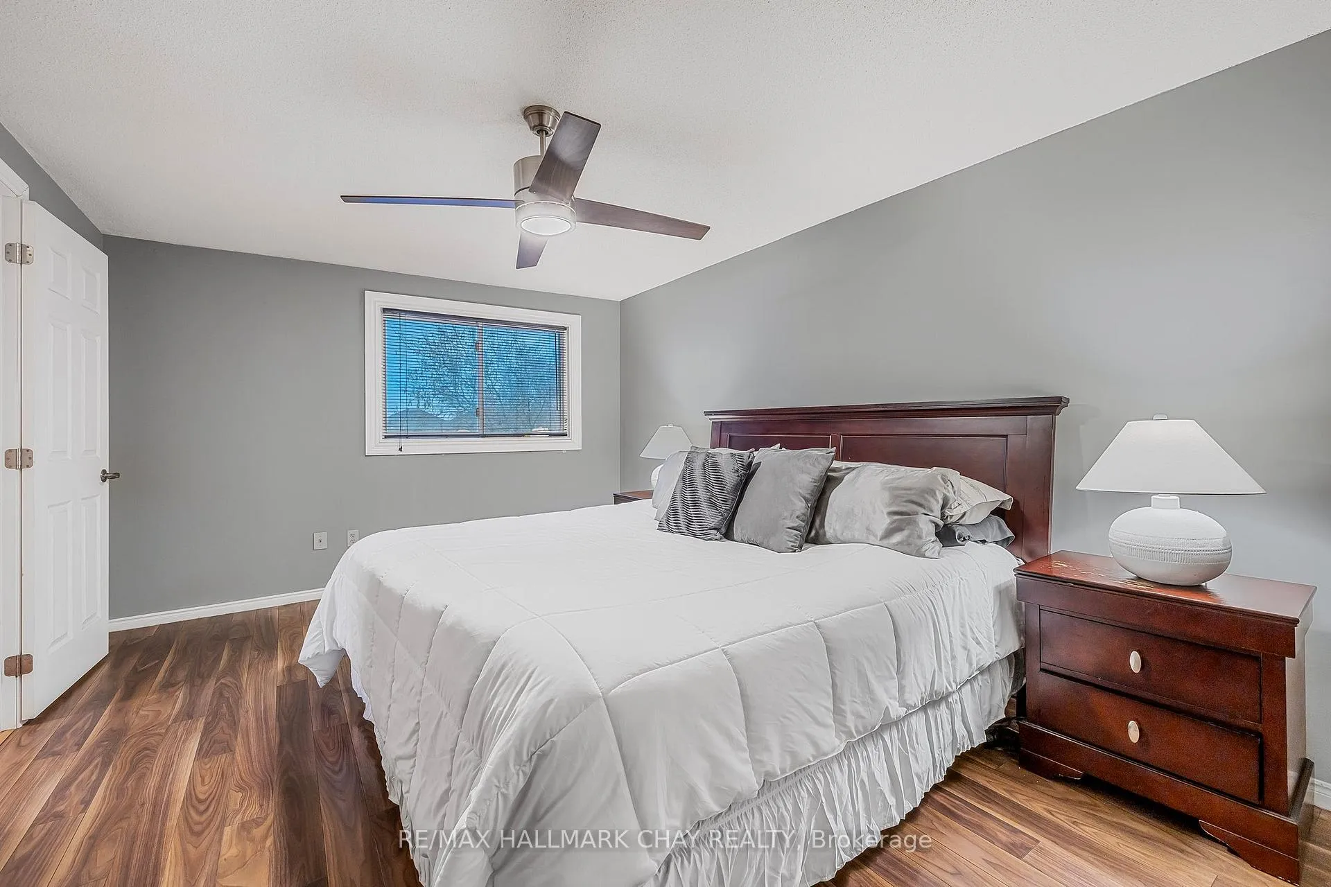 Photo 12 of Unit 307, 219 Main Street N, Uxbridge — HOMEH