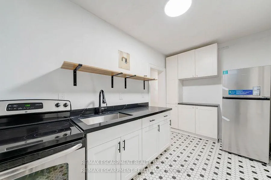Photo 15 of Unit 1, 312 Aberdeen Avenue, Hamilton, Kirkendall — HOMEH