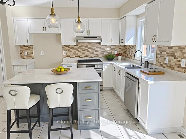 Photo 4 of 63 Coolspring Crescent, Caledon, Bolton East — HOMEH