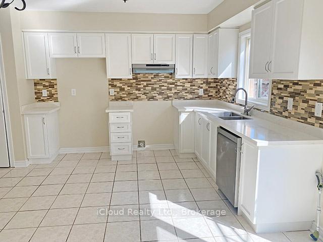 Photo 5 of 63 Coolspring Crescent, Caledon, Bolton East — HOMEH