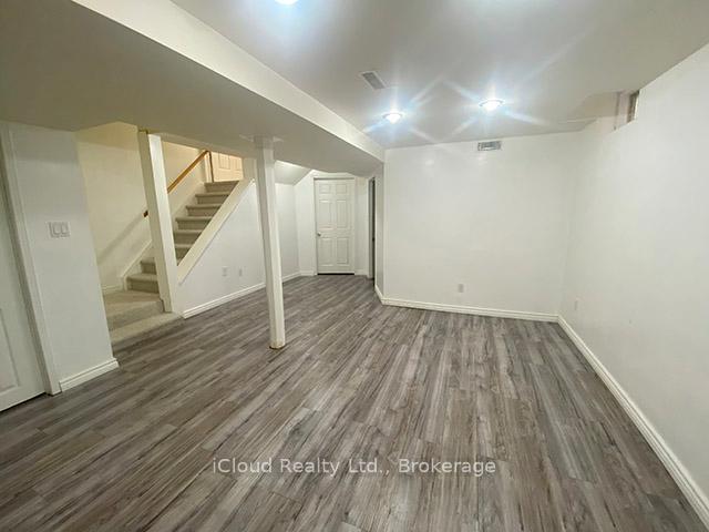 Photo 13 of 63 Coolspring Crescent, Caledon, Bolton East — HOMEH