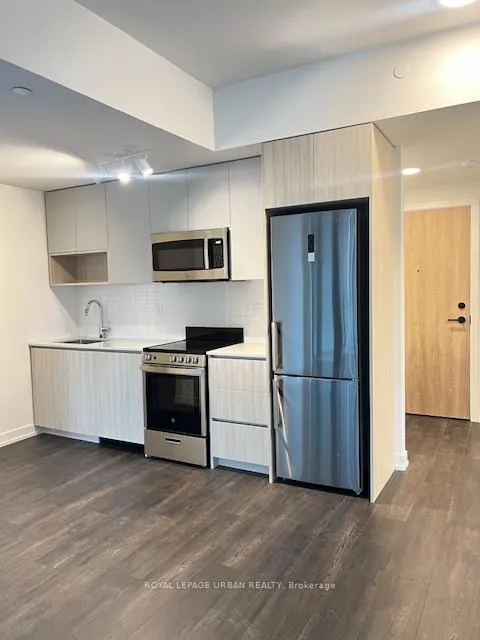 Photo 3 of Unit 821, 801 The Queensway, Etobicoke, Stonegate-Queensway — HOMEH