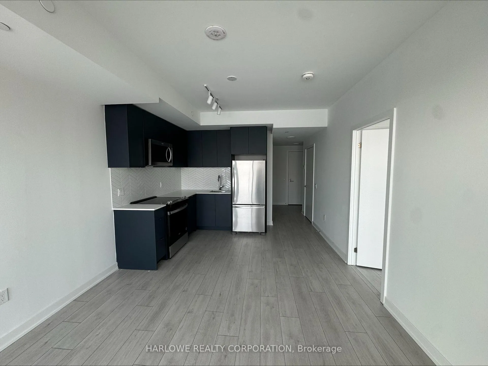 Photo 2 of Unit 433 D, 1614 Charles Street, Whitby, Port Whitby — HOMEH