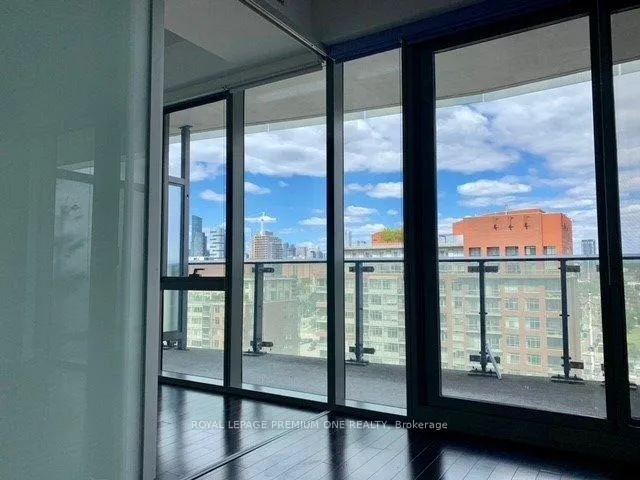 Photo 8 of Unit 1103, 390 Cherry Street, Toronto, Waterfront Communities — HOMEH