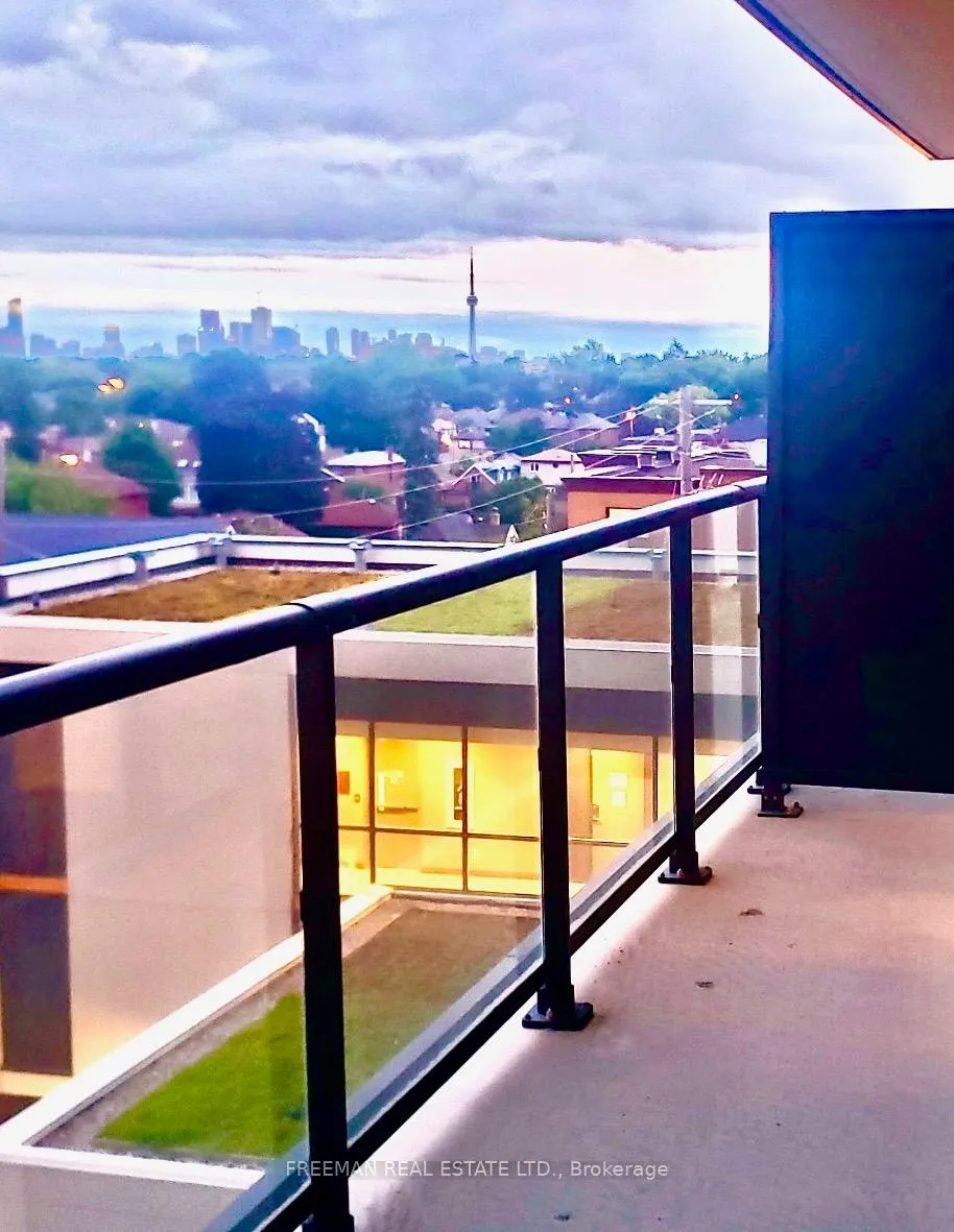 Photo 5 of Unit 421, 1603 Eglinton Avenue W, Toronto, Oakwood Village — HOMEH