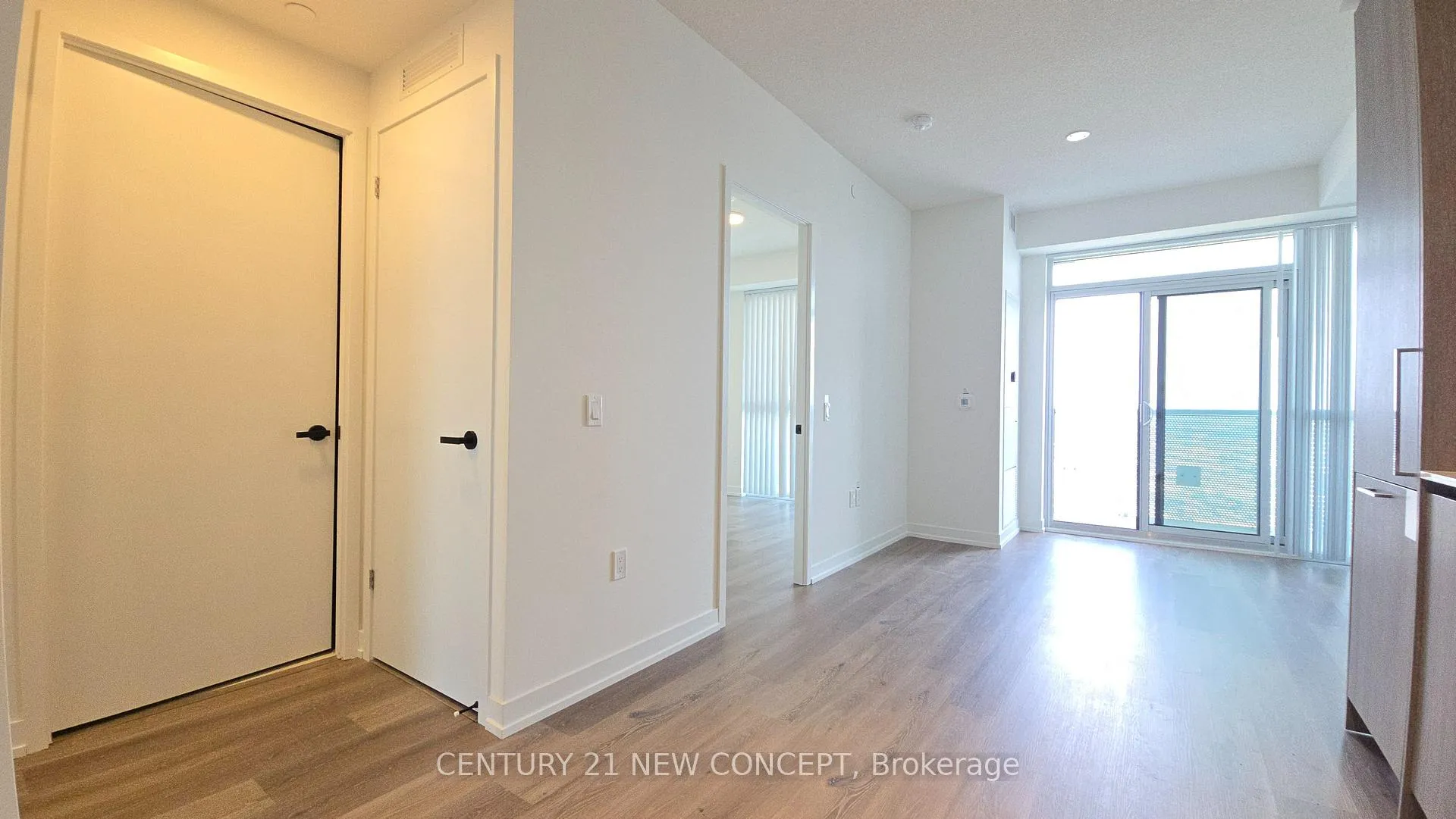 Photo 6 of Unit 5510, 225 Commerce Street, Vaughan, Vaughan Corporate Centre — HOMEH