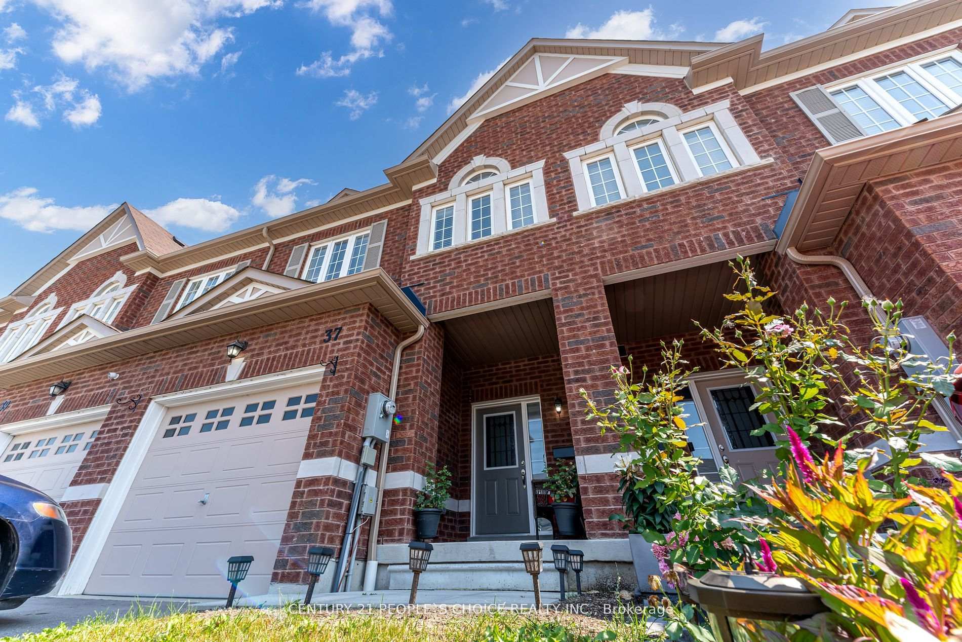Front of 37 Jevons Drive