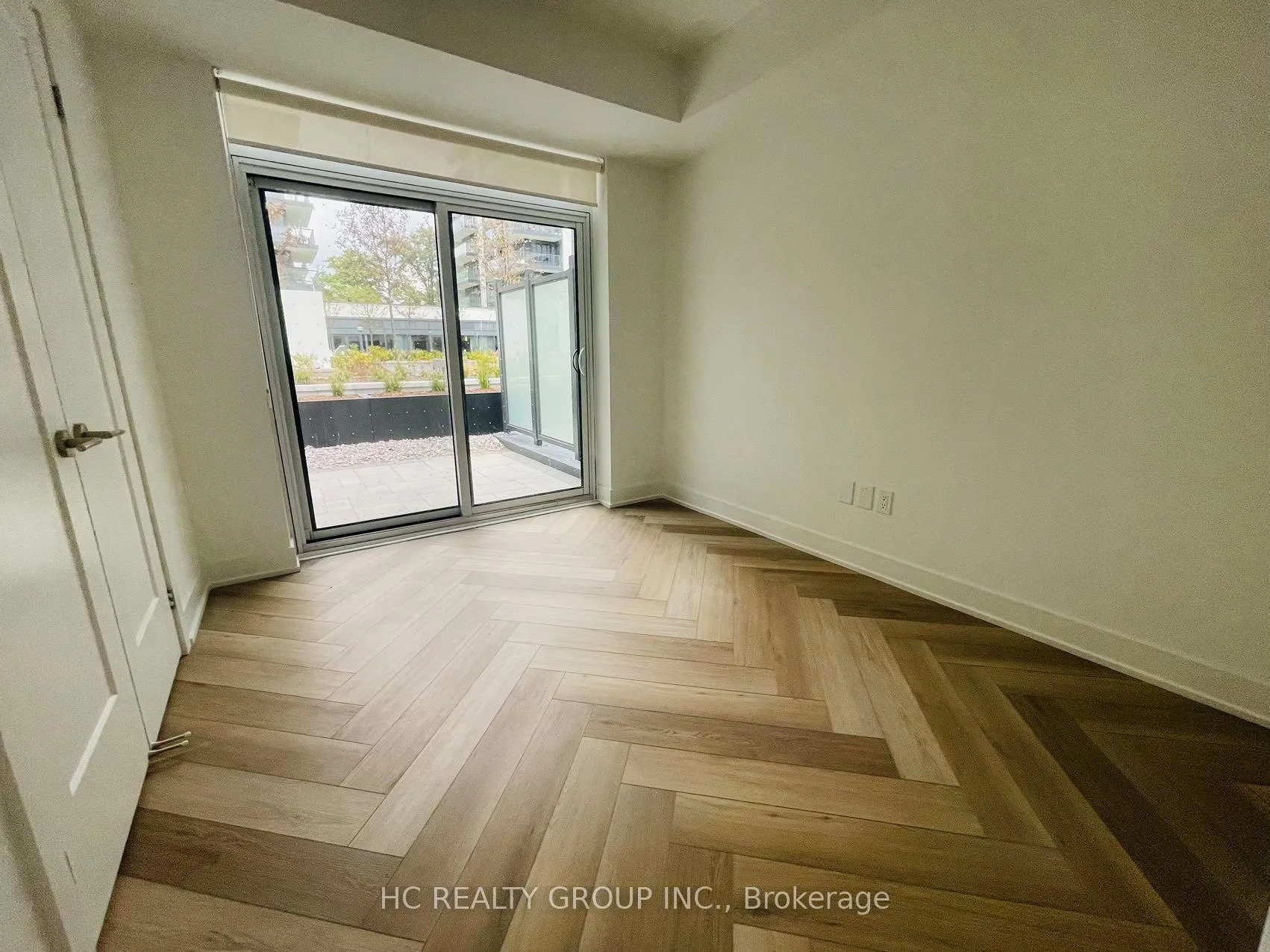 Photo 9 of Unit 117W, 8 Cedarland Drive, Markham, Unionville — HOMEH