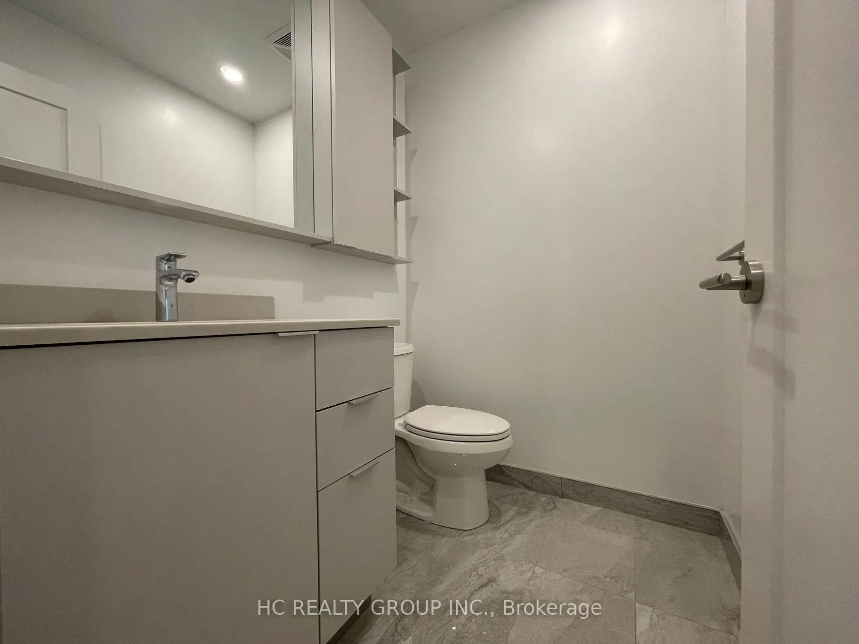 Photo 10 of Unit 117W, 8 Cedarland Drive, Markham, Unionville — HOMEH