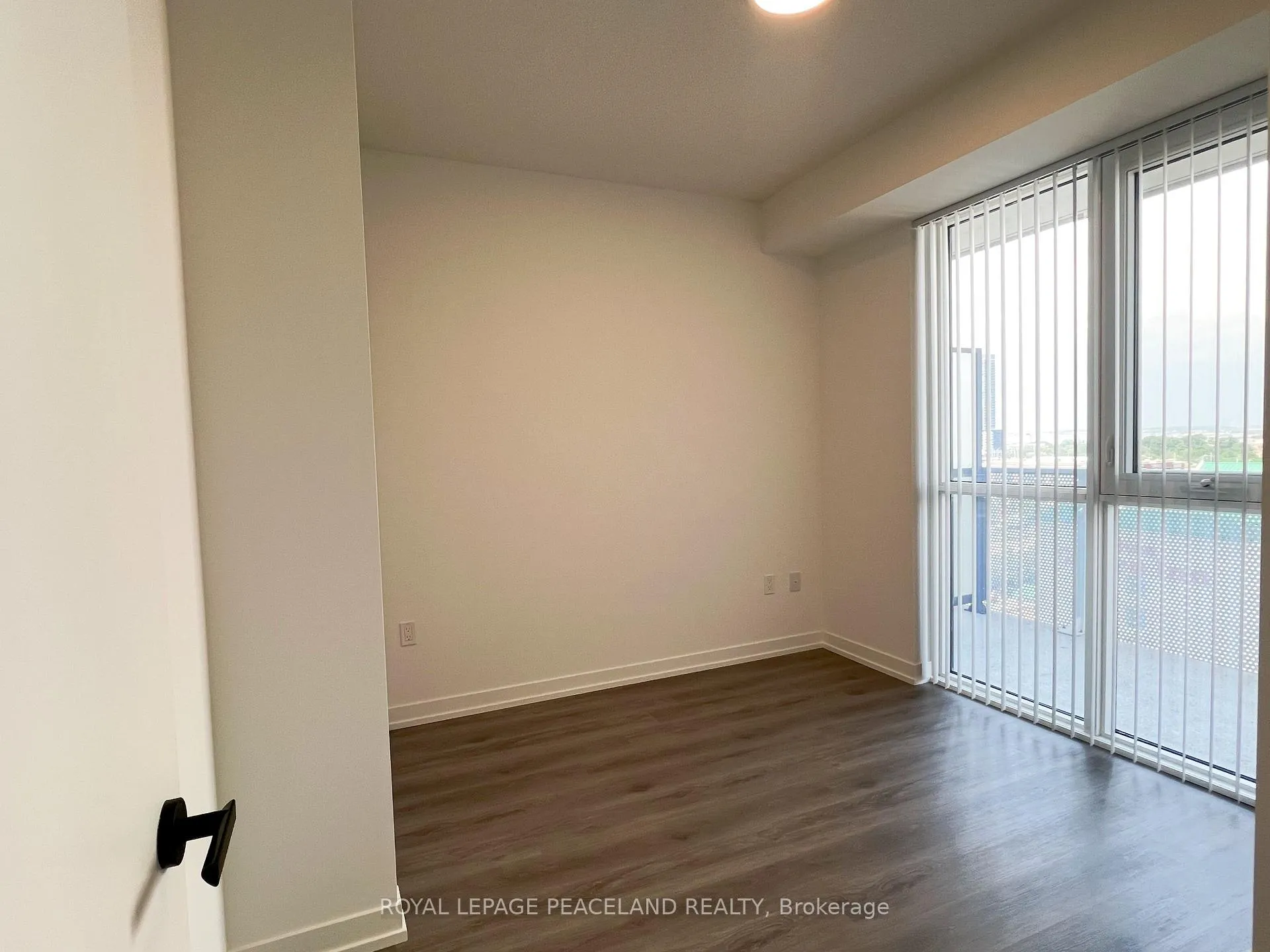 Photo 7 of Unit 1108, 28 Interchange Way, Vaughan, Vaughan Corporate Centre — HOMEH