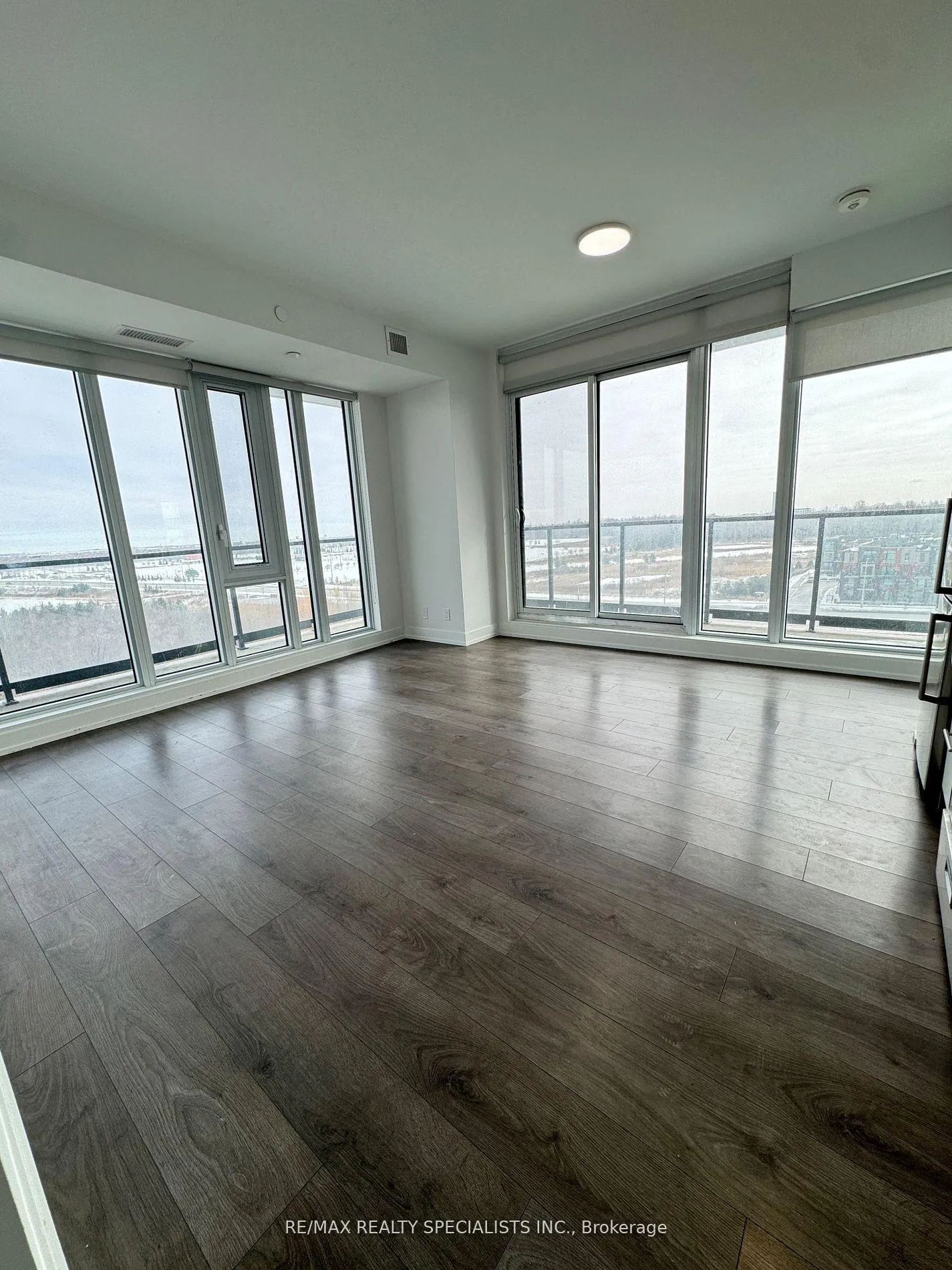 Photo 5 of Unit 703, 225 Veterans Drive, Brampton, Northwest Brampton — HOMEH