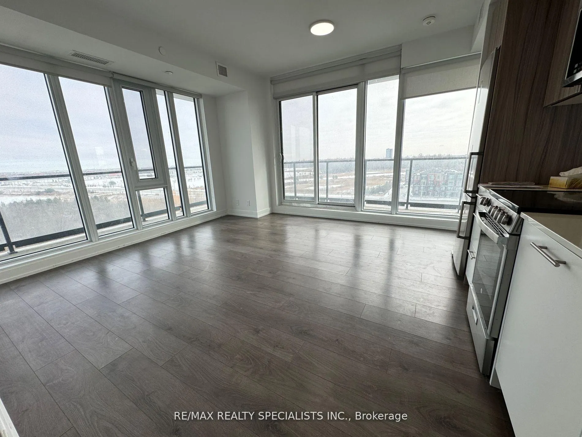 Photo 11 of Unit 703, 225 Veterans Drive, Brampton, Northwest Brampton — HOMEH