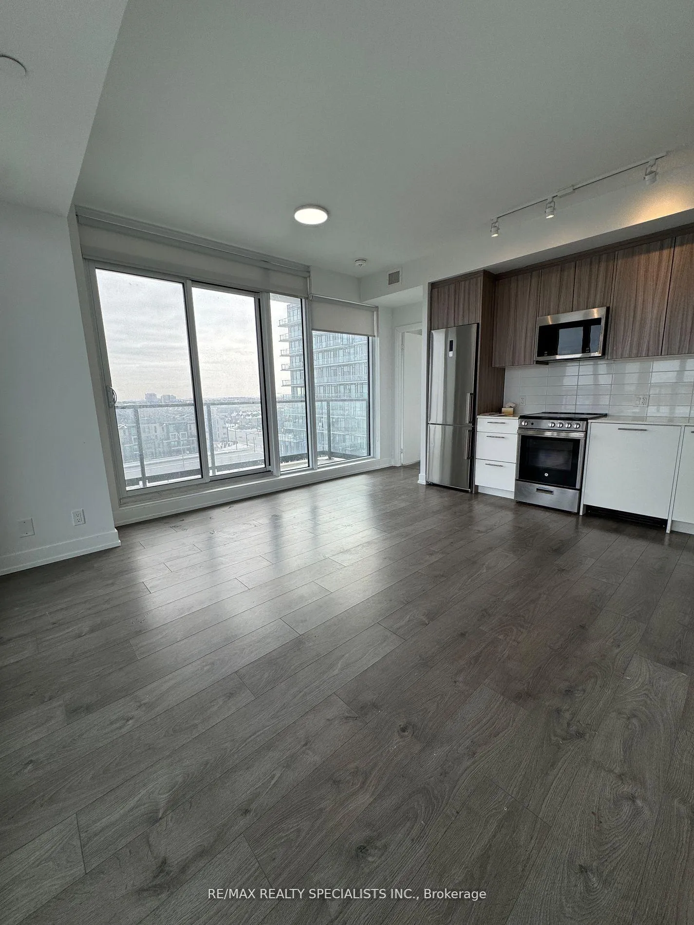 Photo 14 of Unit 703, 225 Veterans Drive, Brampton, Northwest Brampton — HOMEH