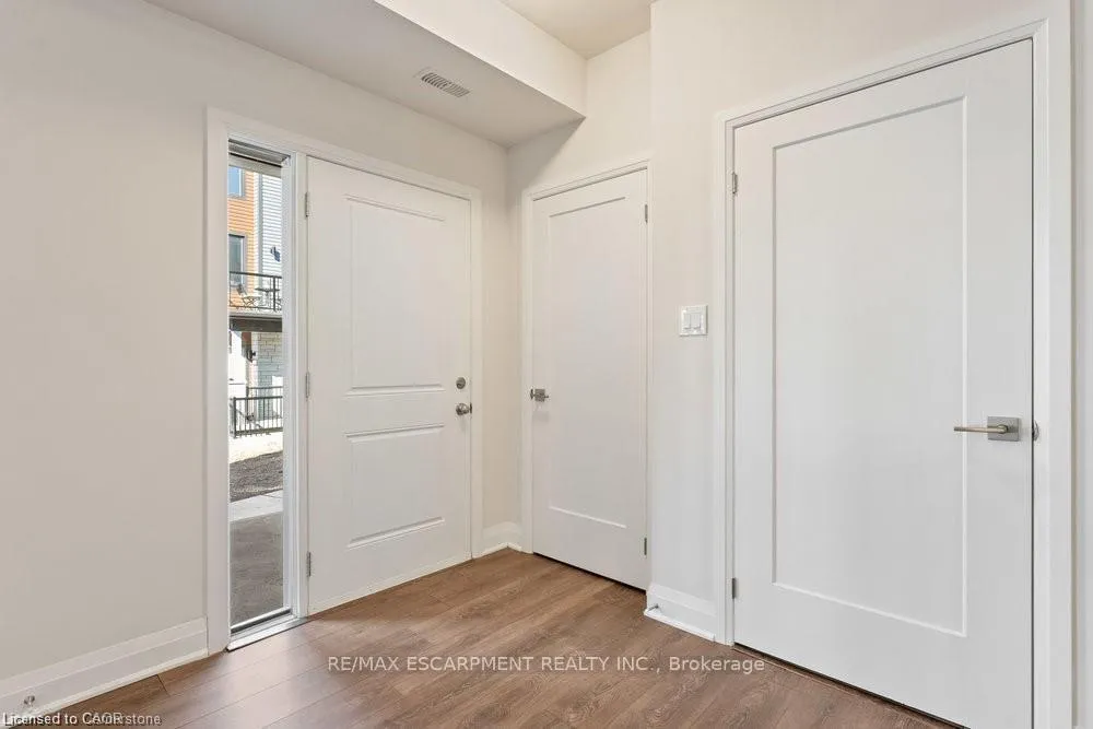 Photo 6 of Unit 41, 2 Willow Street, Brant, Paris — HOMEH