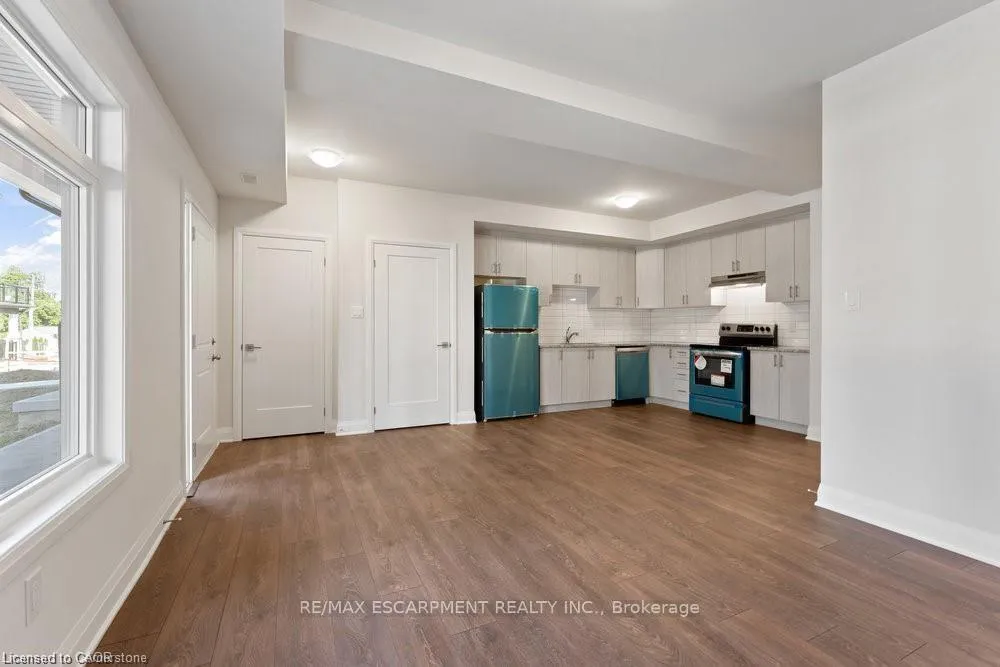 Photo 9 of Unit 41, 2 Willow Street, Brant, Paris — HOMEH