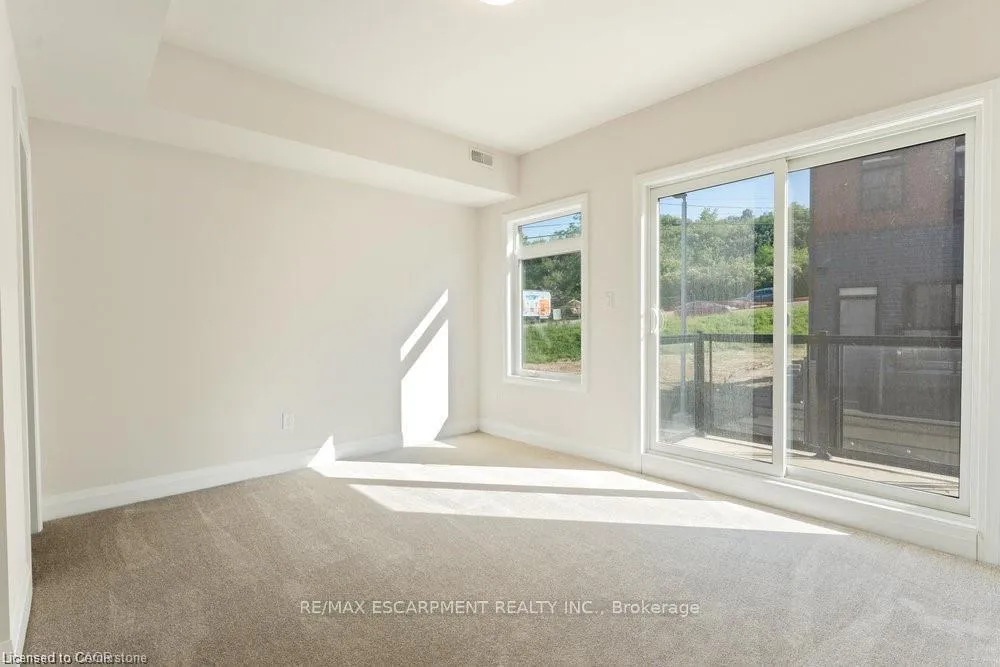 Photo 16 of Unit 41, 2 Willow Street, Brant, Paris — HOMEH