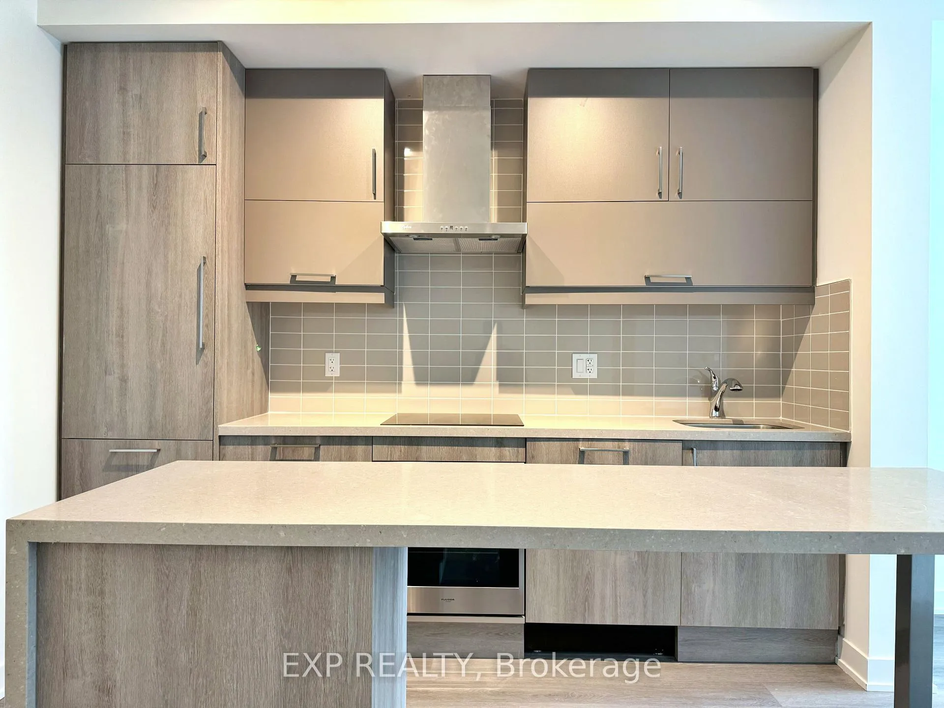Photo 2 of Unit 1104, 8119 Birchmount Road, Markham, Unionville — HOMEH