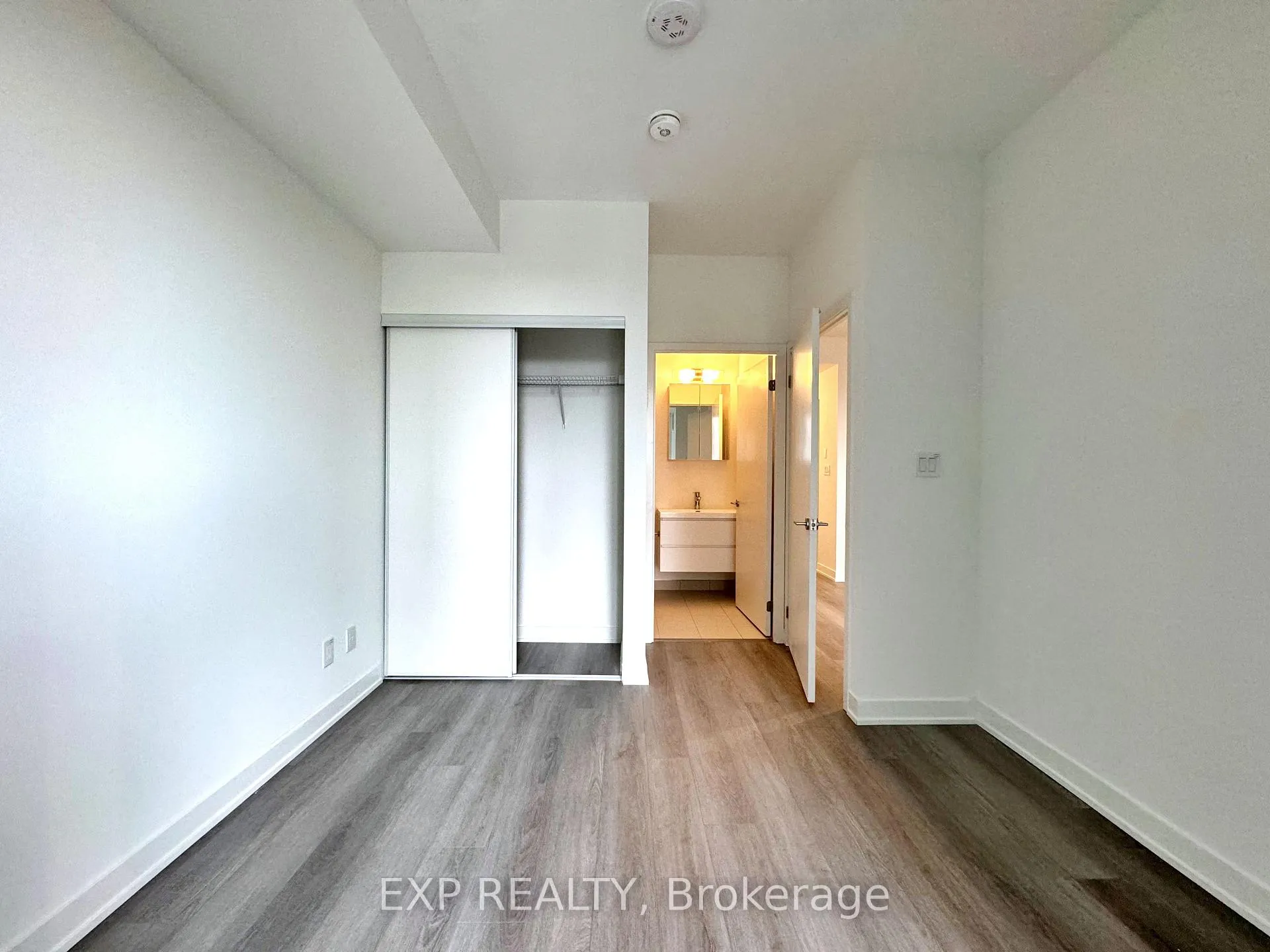 Photo 6 of Unit 1104, 8119 Birchmount Road, Markham, Unionville — HOMEH