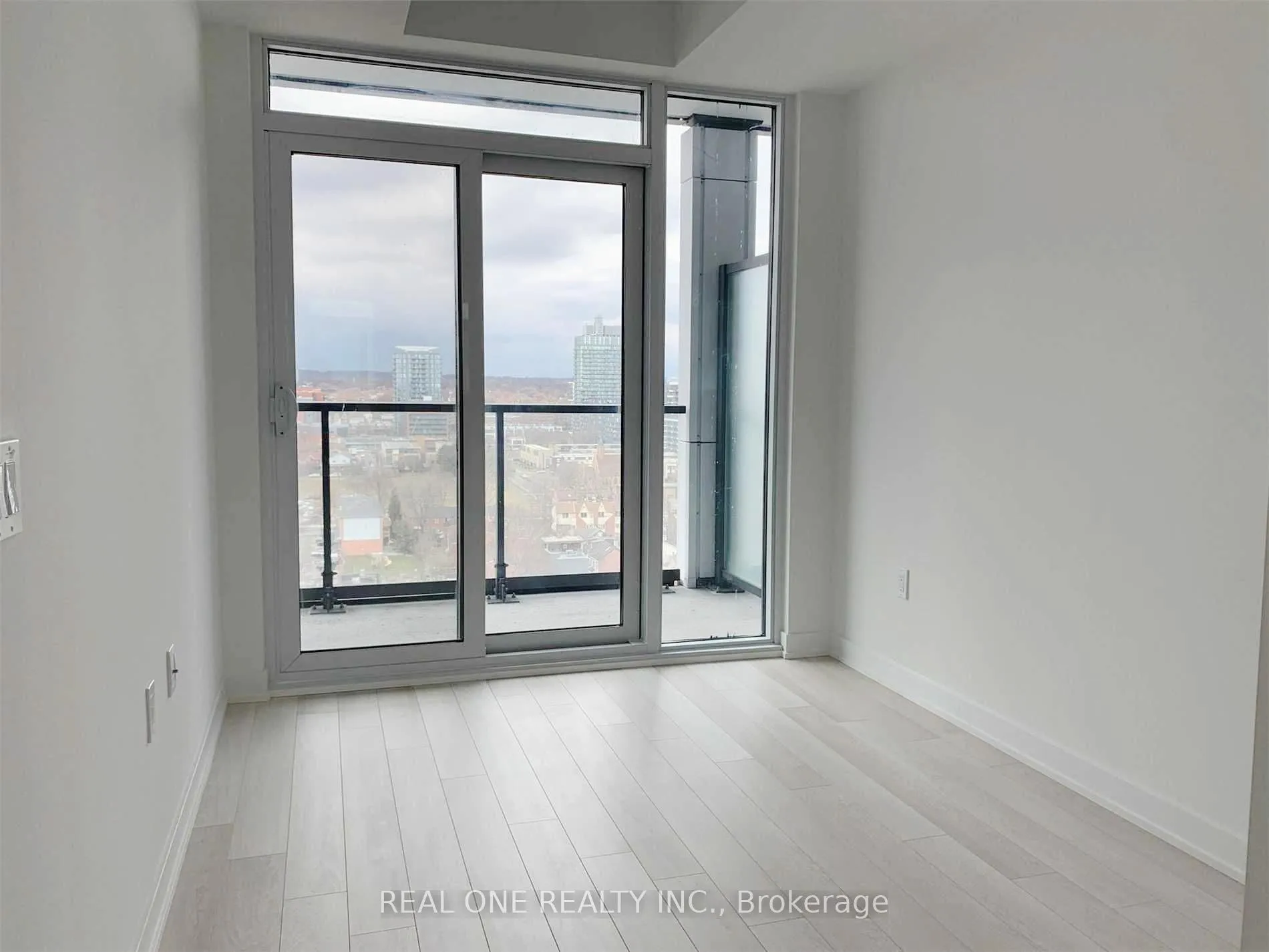 Photo 7 of Unit 1429, 50 Power Street, Toronto, Moss Park — HOMEH