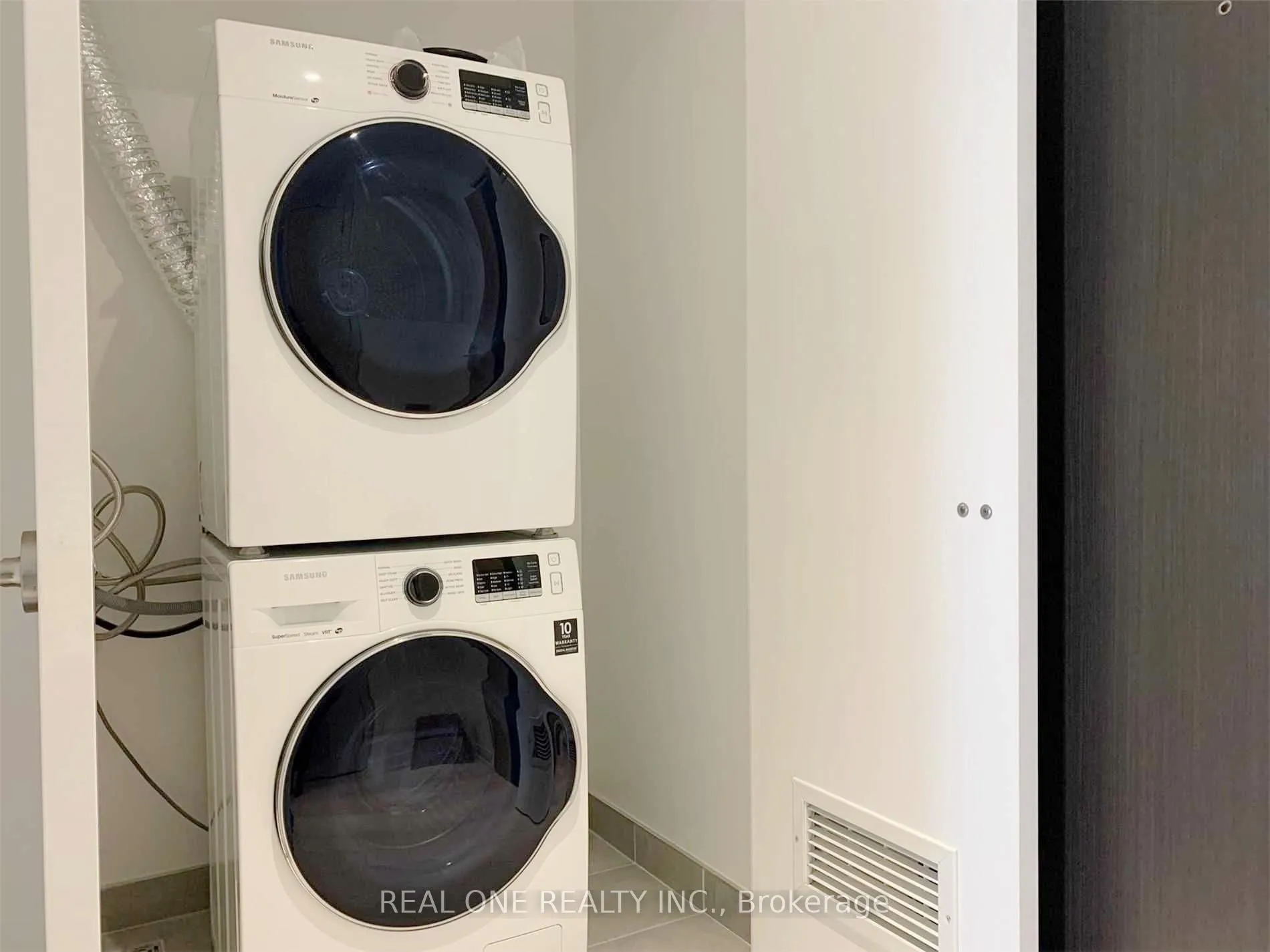 Photo 15 of Unit 1429, 50 Power Street, Toronto, Moss Park — HOMEH