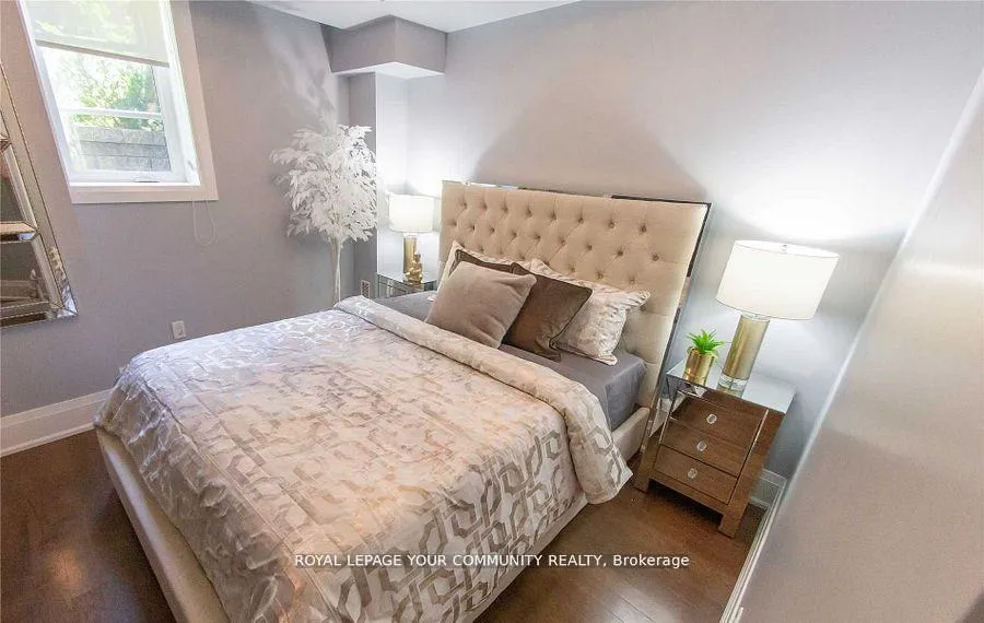Photo 6 of Unit 33, 8169 Kipling Avenue E, Vaughan, West Woodbridge — HOMEH