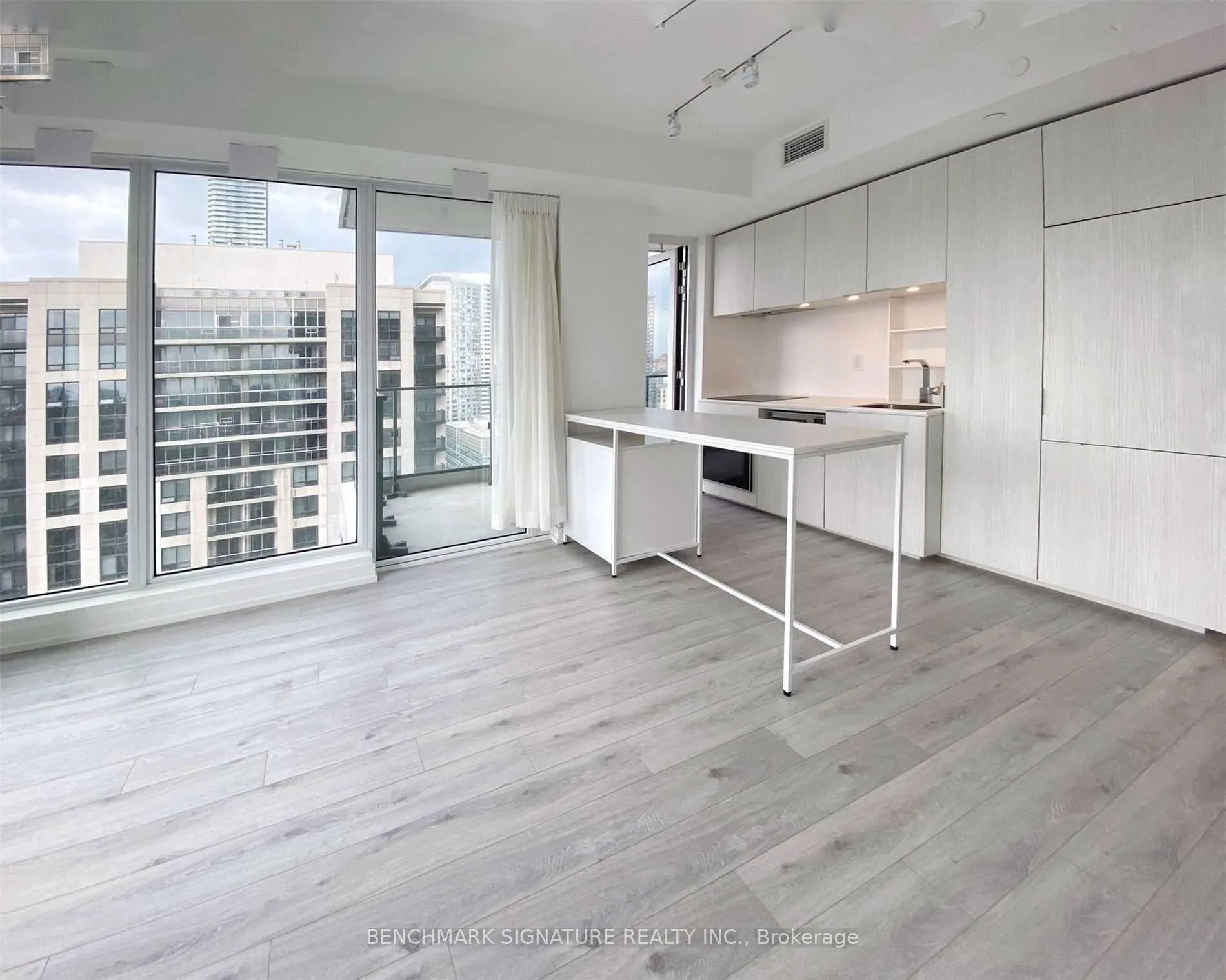 Photo 8 of Unit #2802, 77 Shuter Street, Toronto, Church-Yonge Corridor — HOMEH