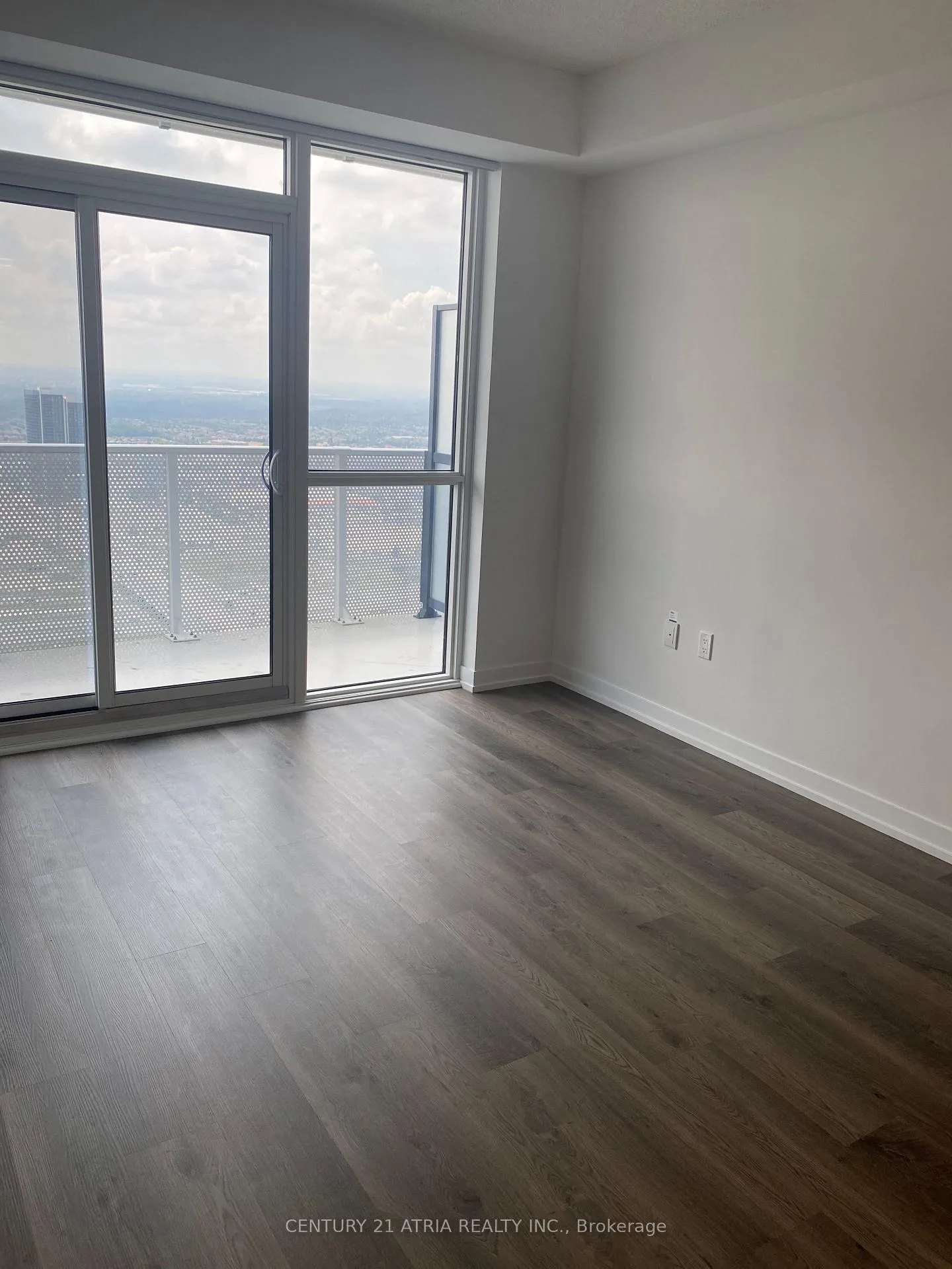 Photo 7 of Unit 4909, 195 Commerce Street, Vaughan, Vaughan Corporate Centre — HOMEH