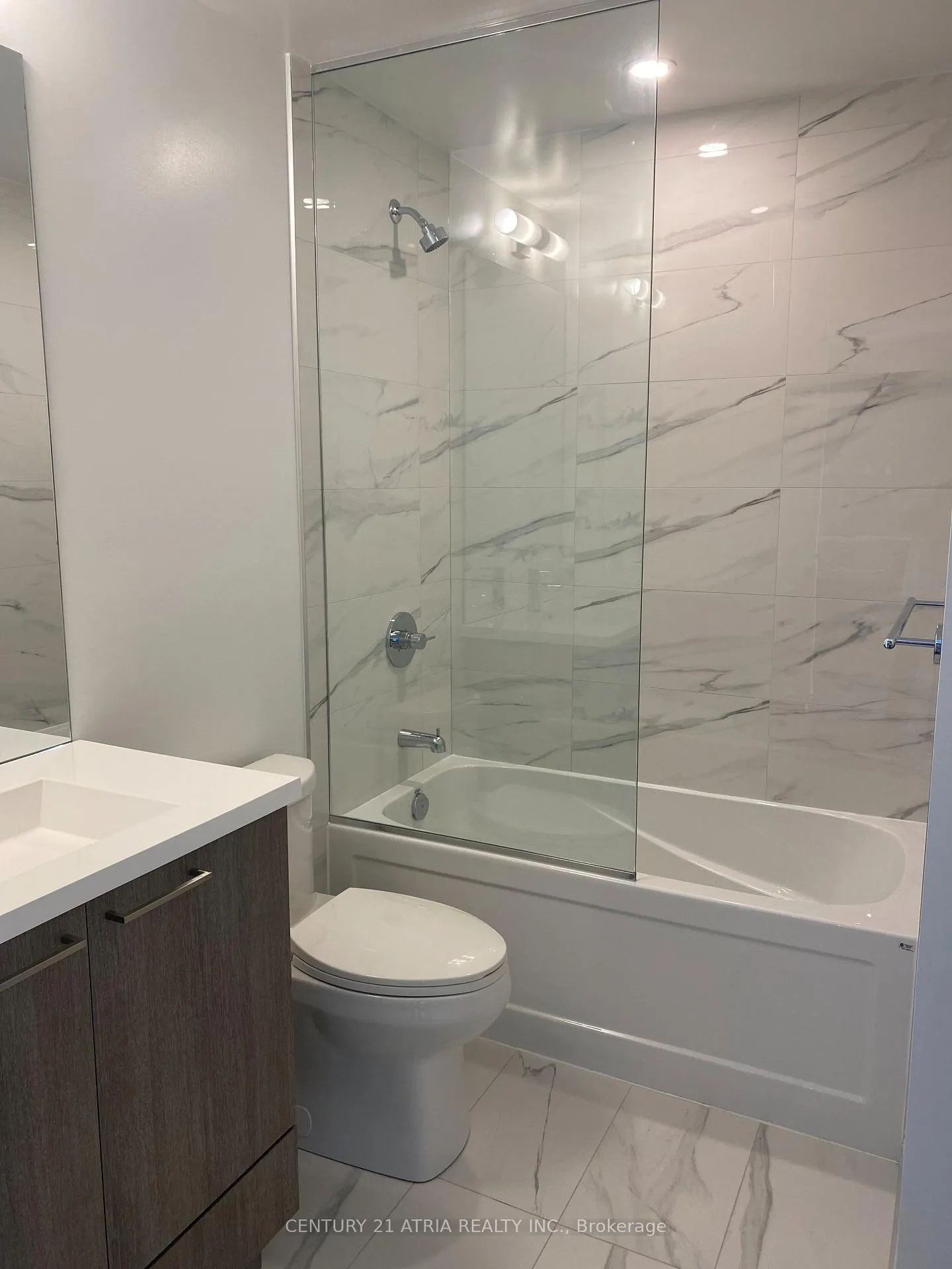 Photo 8 of Unit 4909, 195 Commerce Street, Vaughan, Vaughan Corporate Centre — HOMEH