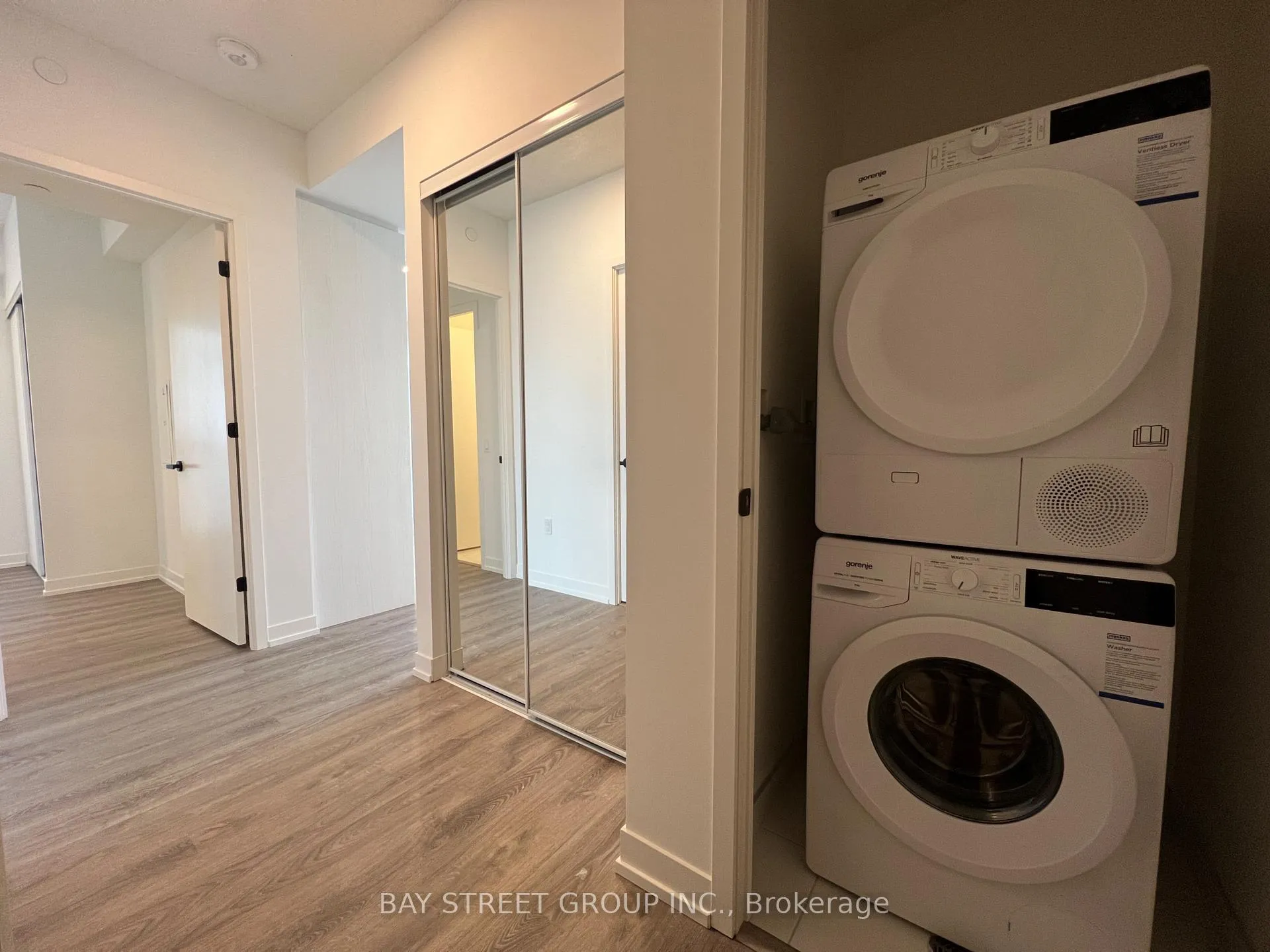 Photo 7 of Unit 2502, 8 Interchange Way, Vaughan, Vaughan Corporate Centre — HOMEH