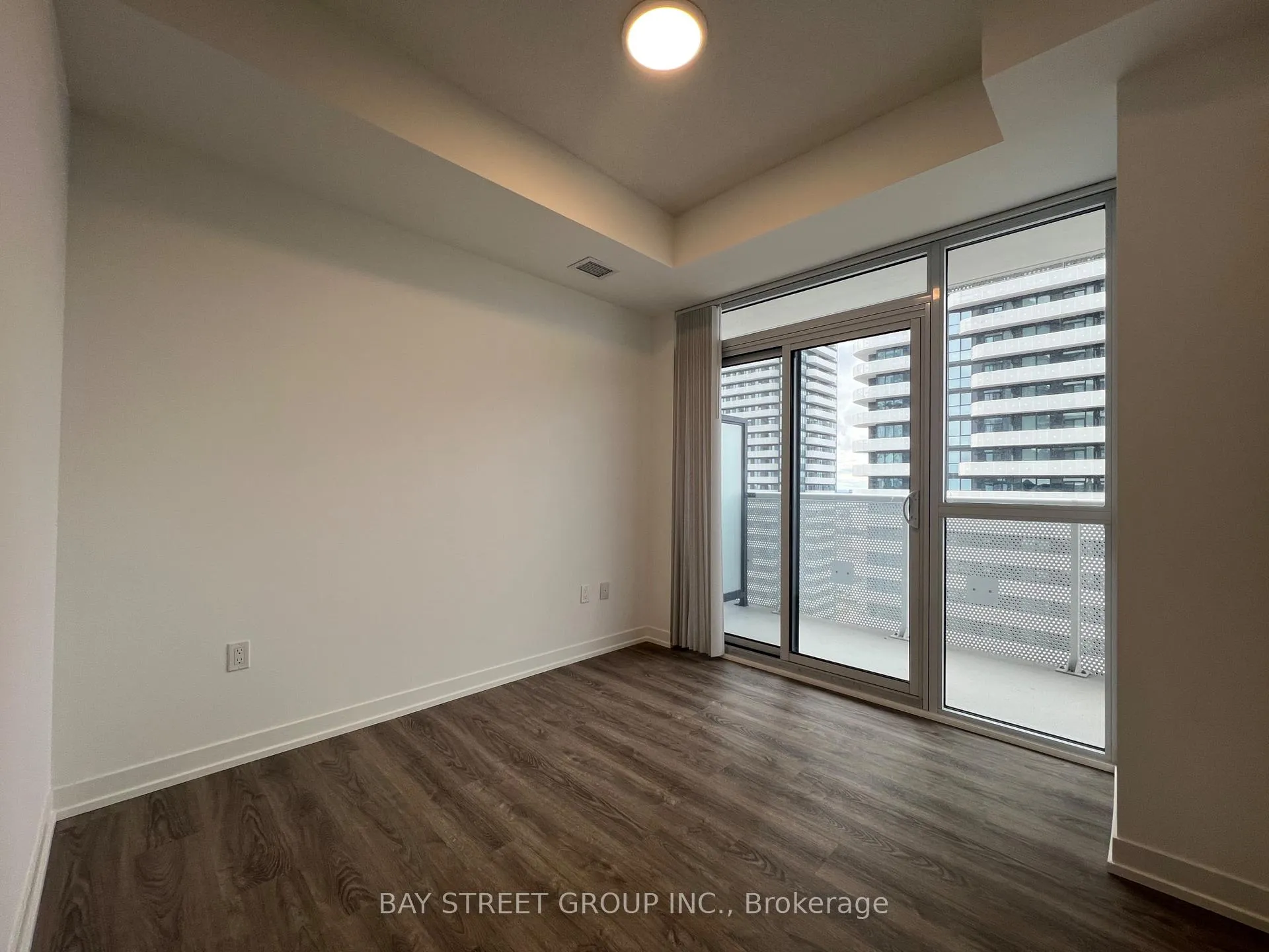 Photo 8 of Unit 2502, 8 Interchange Way, Vaughan, Vaughan Corporate Centre — HOMEH