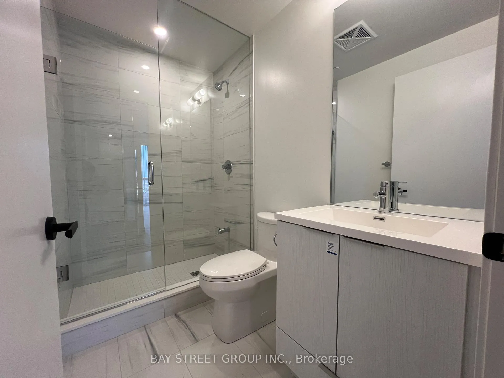 Photo 12 of Unit 2502, 8 Interchange Way, Vaughan, Vaughan Corporate Centre — HOMEH