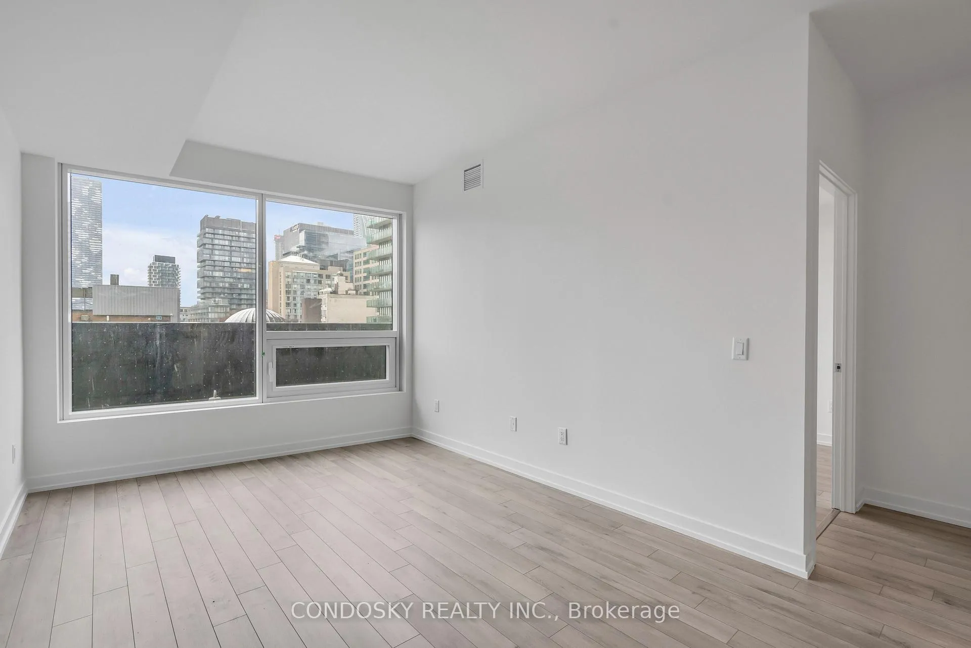 Photo 10 of Unit 710, 89 Church Street, Toronto, Church-Yonge Corridor — HOMEH