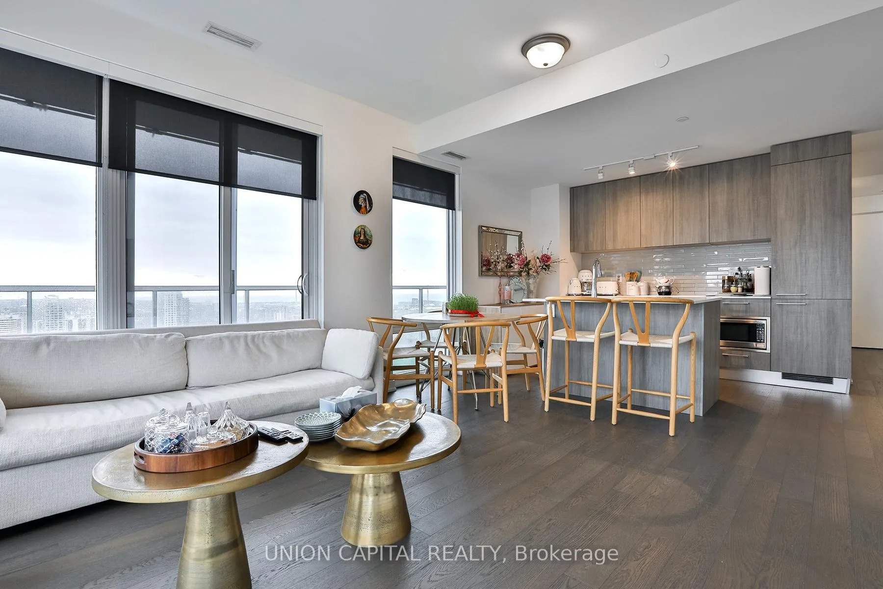 Photo 4 of Unit 4502, 3 Gloucester Street, Toronto, Church-Yonge Corridor — HOMEH