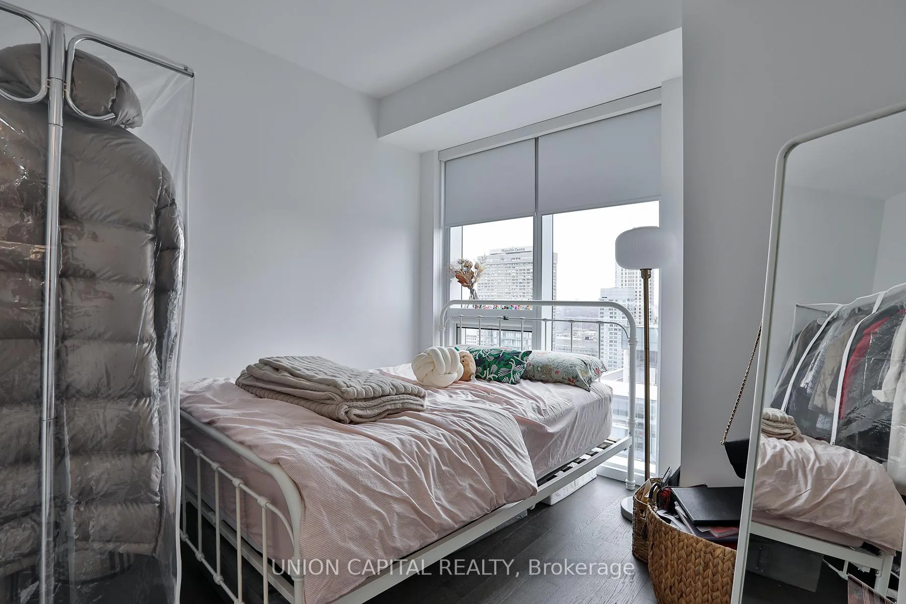 Photo 7 of Unit 4502, 3 Gloucester Street, Toronto, Church-Yonge Corridor — HOMEH