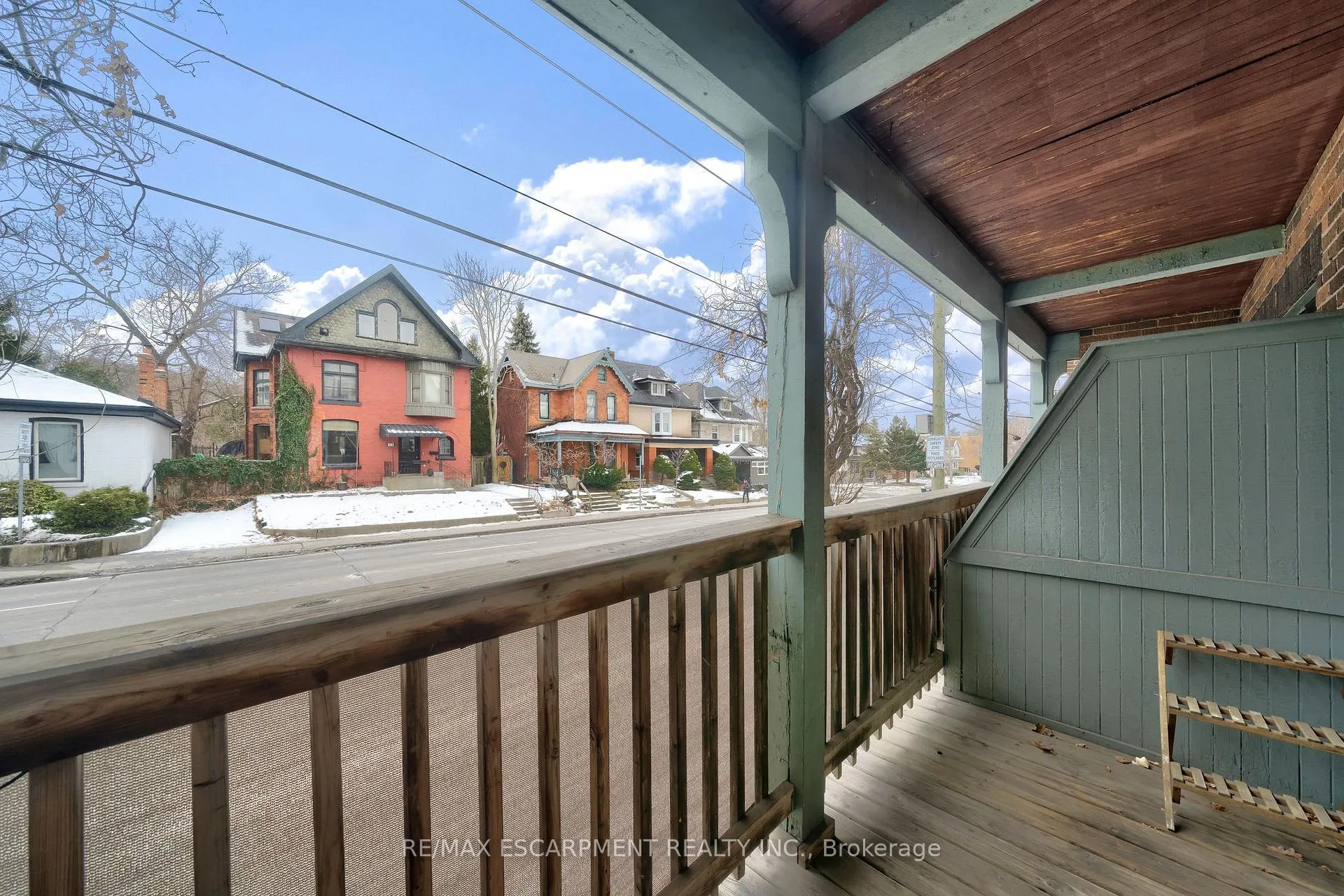 Photo 3 of Unit 2, 312 Aberdeen Avenue, Hamilton, Kirkendall — HOMEH
