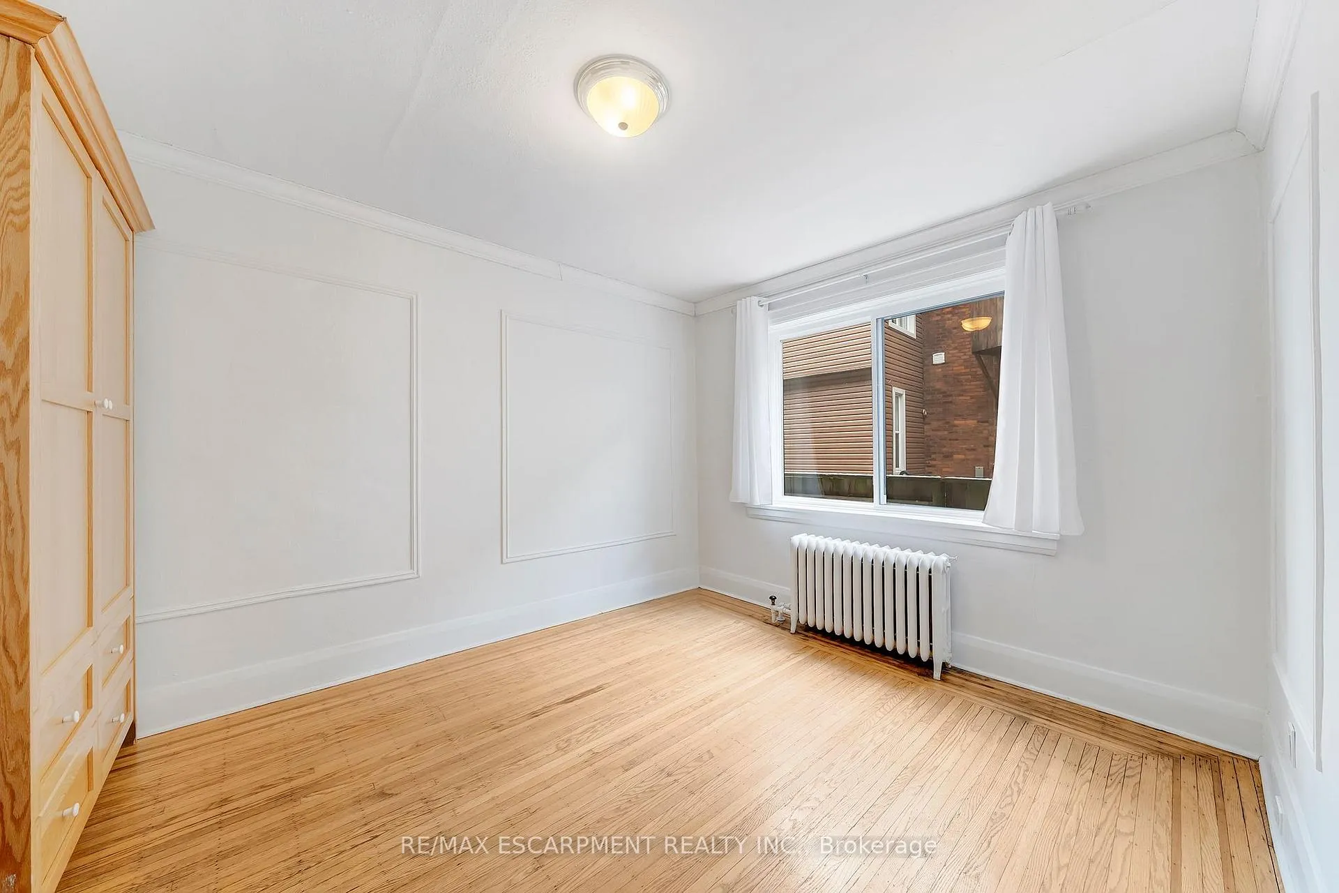 Photo 13 of Unit 2, 312 Aberdeen Avenue, Hamilton, Kirkendall — HOMEH