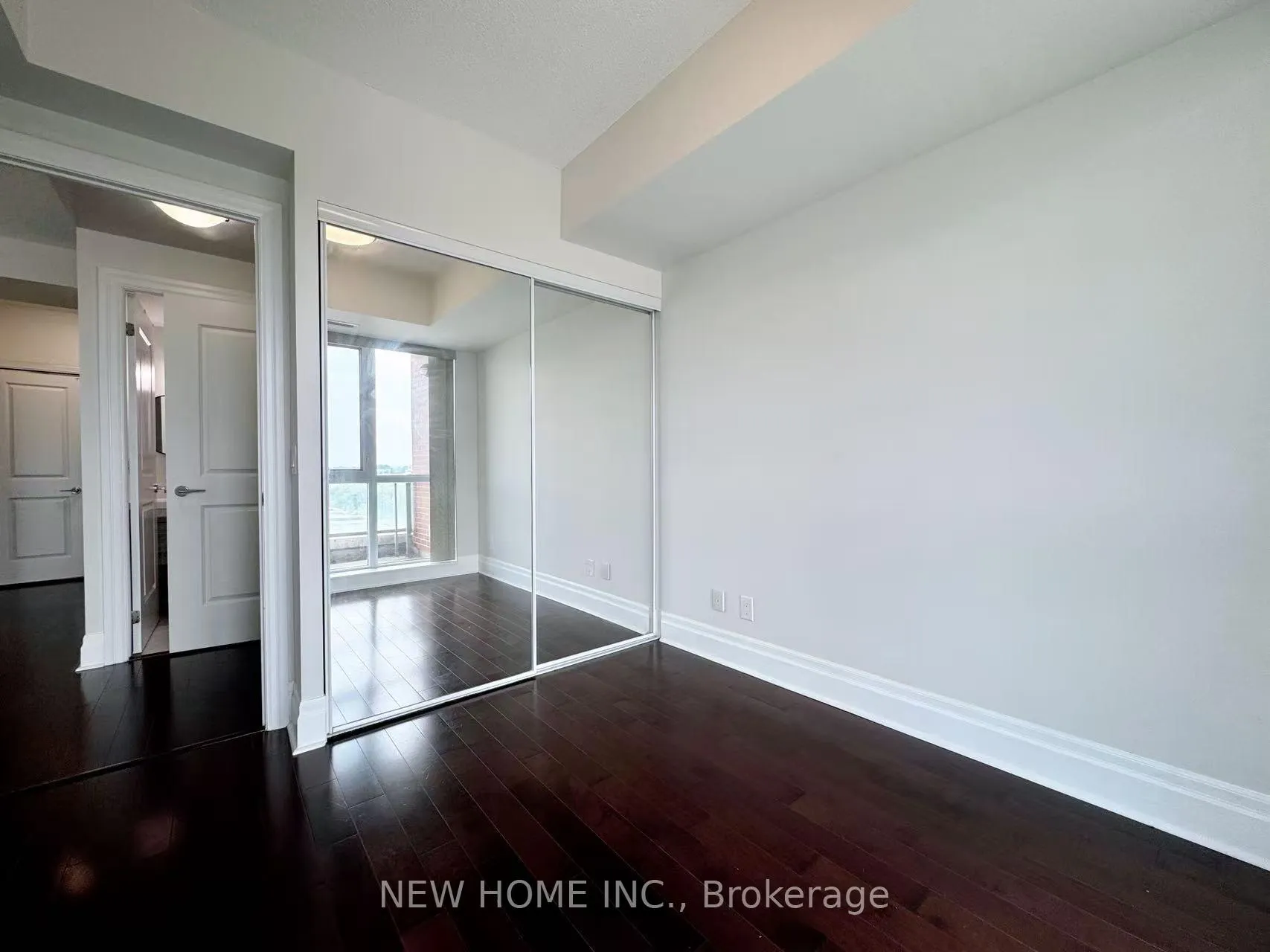 Photo 5 of Unit 610, 1 Upper Duke Crescent, Markham, Unionville — HOMEH
