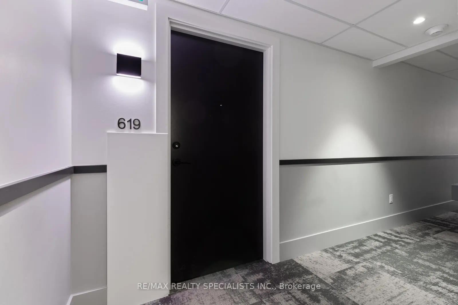 Photo 20 of Unit 619, 600 North Service Road, Hamilton, Stoney Creek — HOMEH