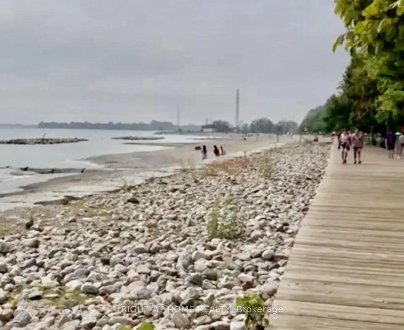 Photo 13 of Unit 214, 1863 Queen Street E, Toronto, The Beaches — HOMEH