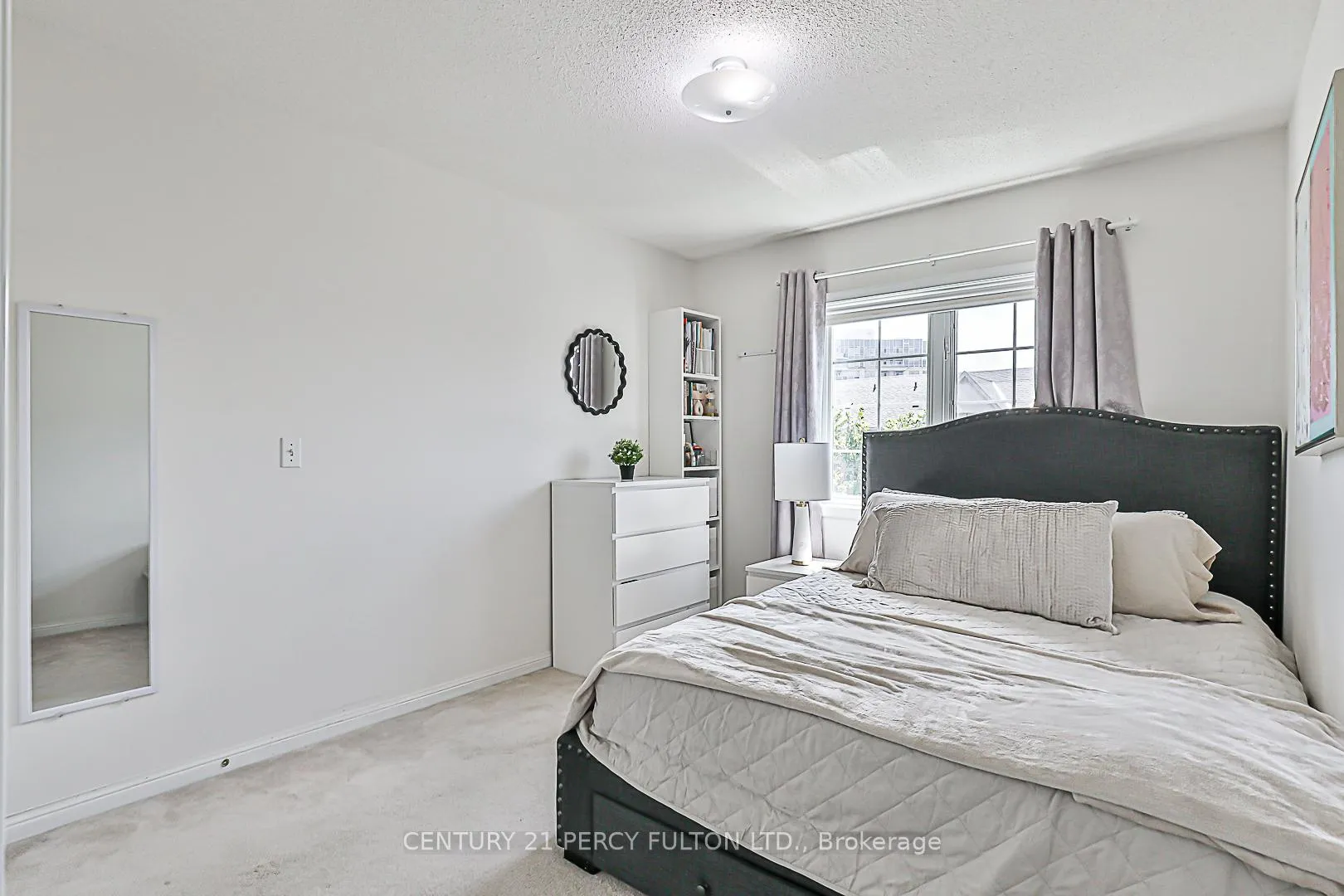 Photo 15 of Unit 1, 12 Cox Boulevard, Markham, Unionville — HOMEH